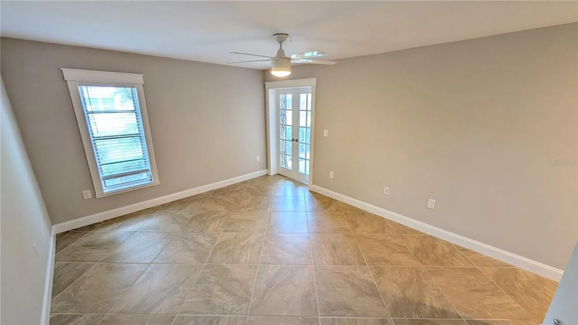 Property Slideshow image 13 of 37 | 3409 montilla ct # 8410, Sarasota, FL, 34232