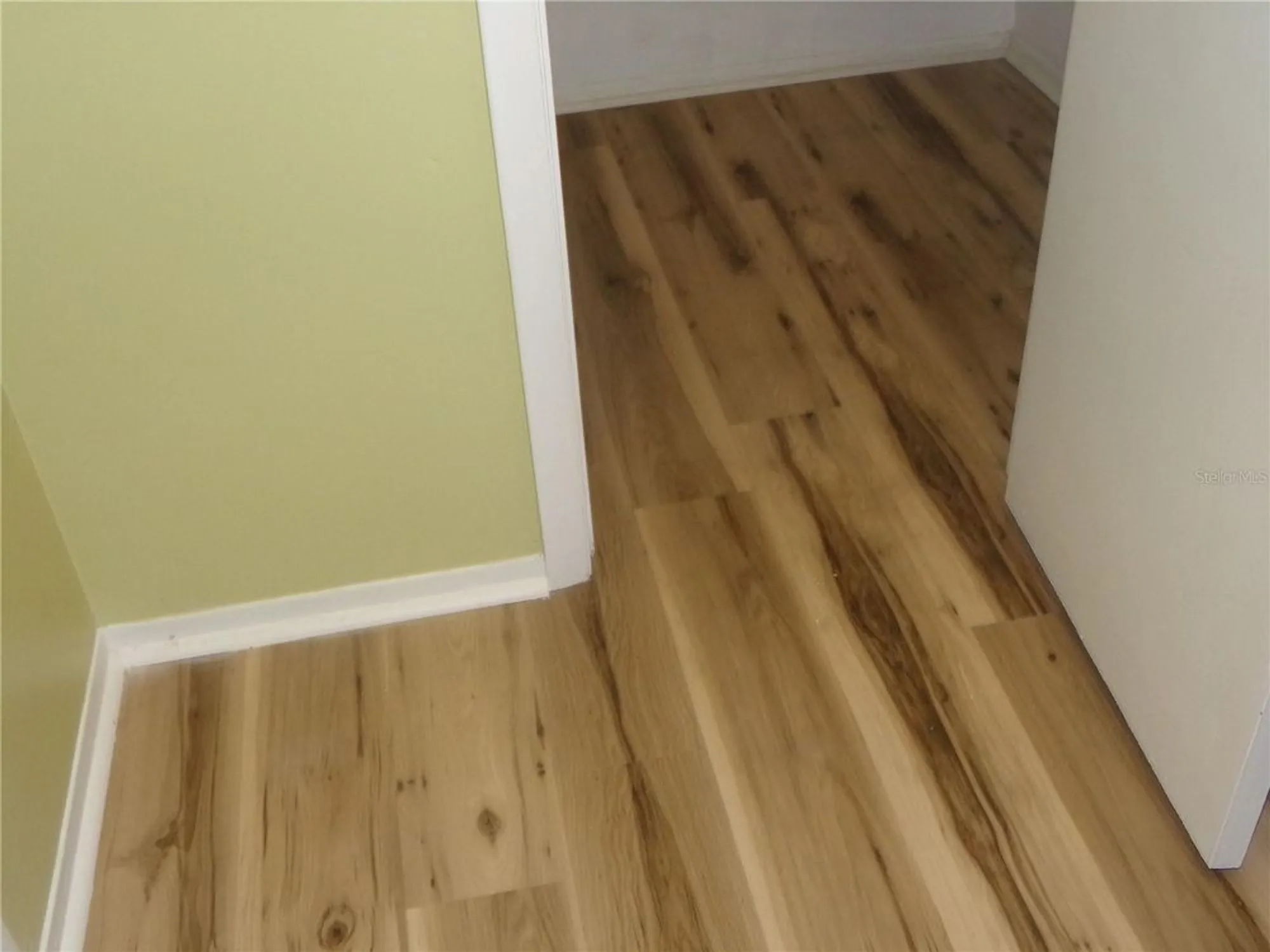 Property Slideshow image 27 of 33 | 4111 heron way # 103, Bradenton, FL, 34205