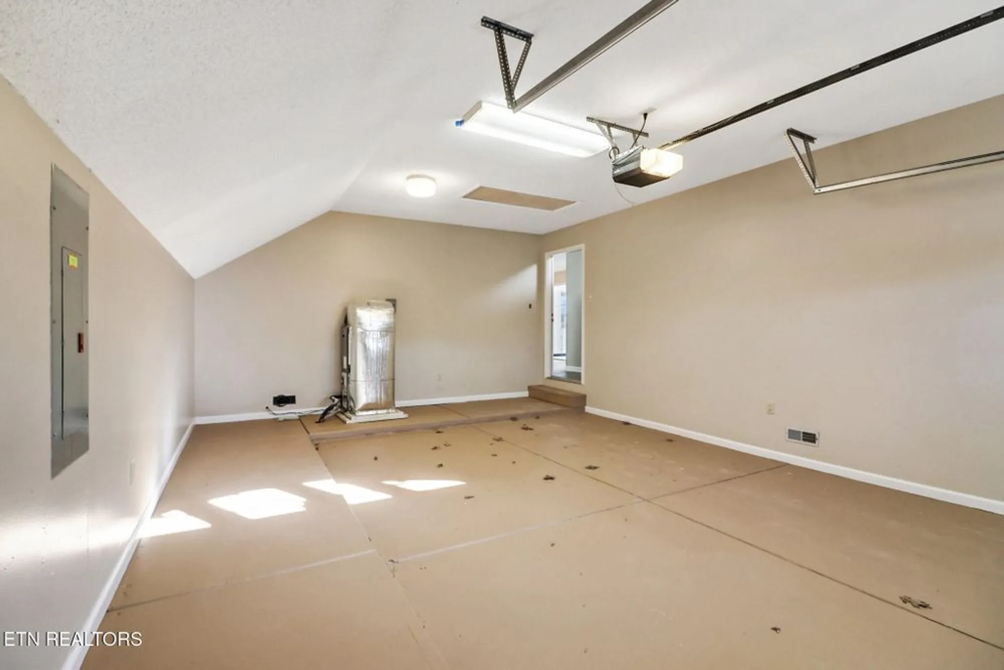 Property Slideshow image 46 of 48 | 112 gilford ter, Crossville, TN, 38558