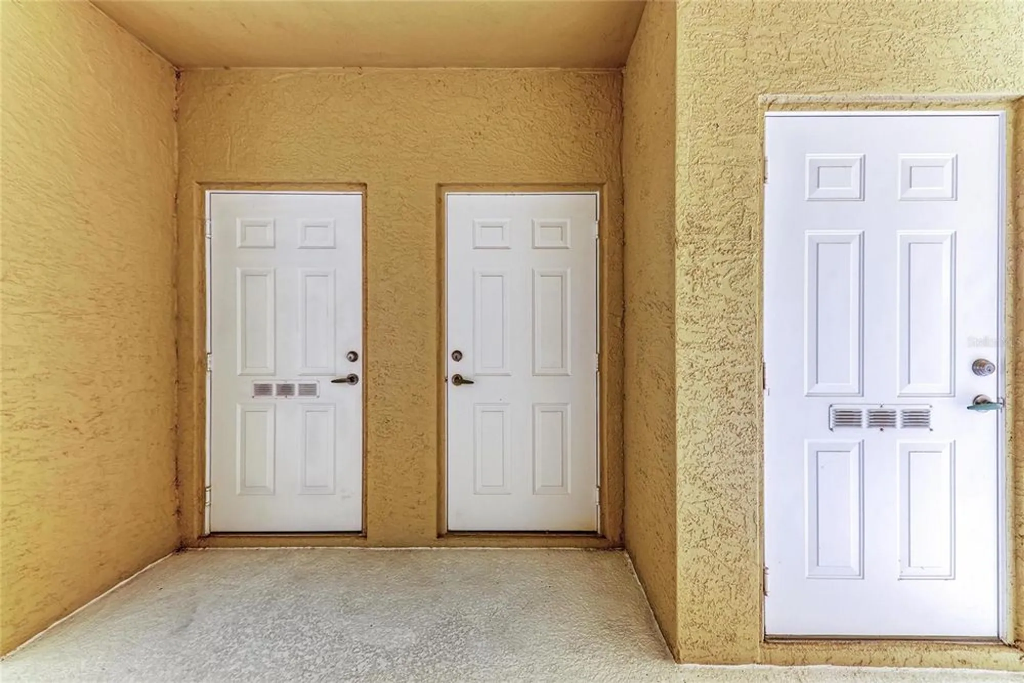 Property Slideshow image 34 of 41 | 6326 grand oak cir 203, Bradenton, FL, 34203