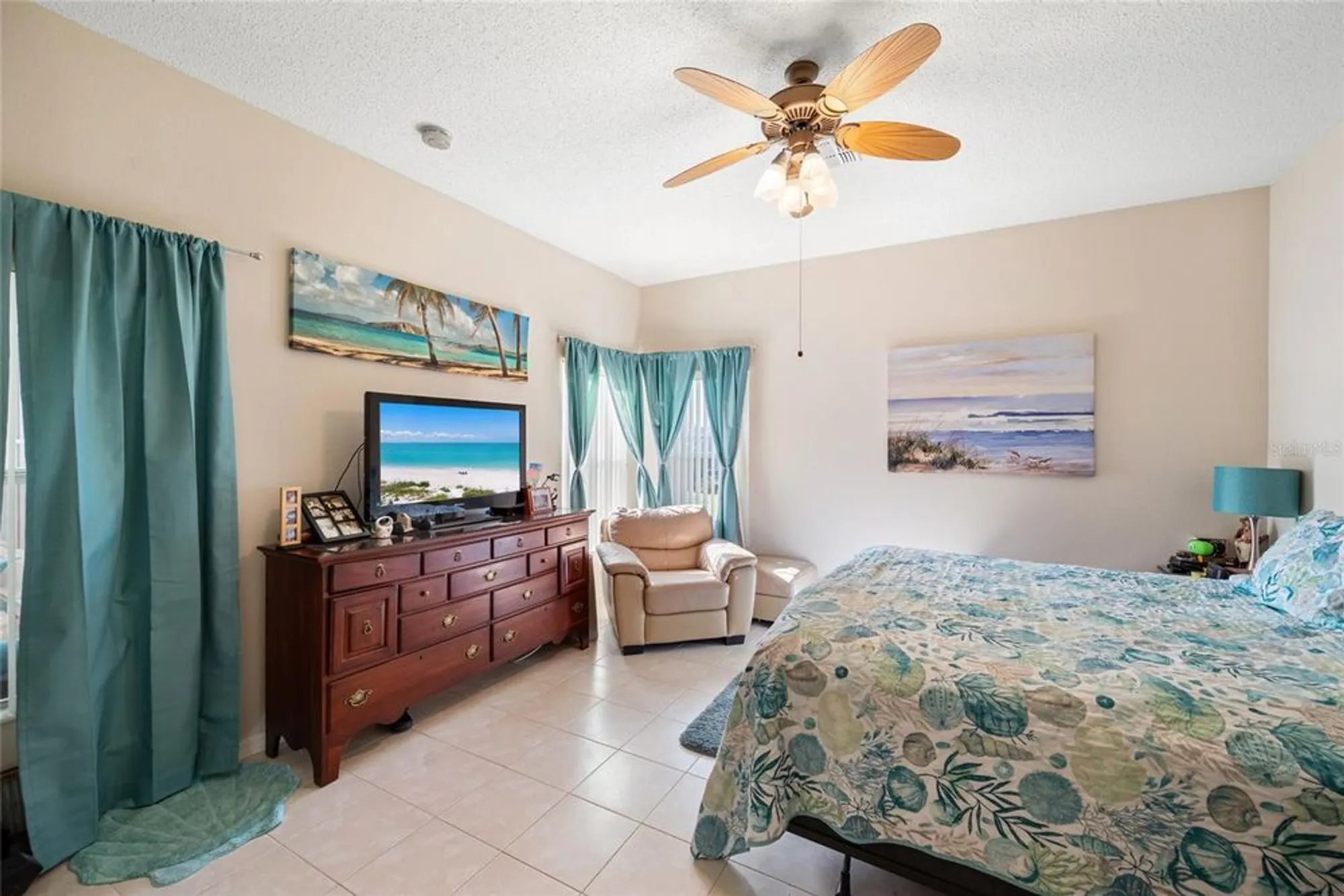 Property Slideshow image 22 of 45 | 2735 plantain dr, Holiday, FL, 34691