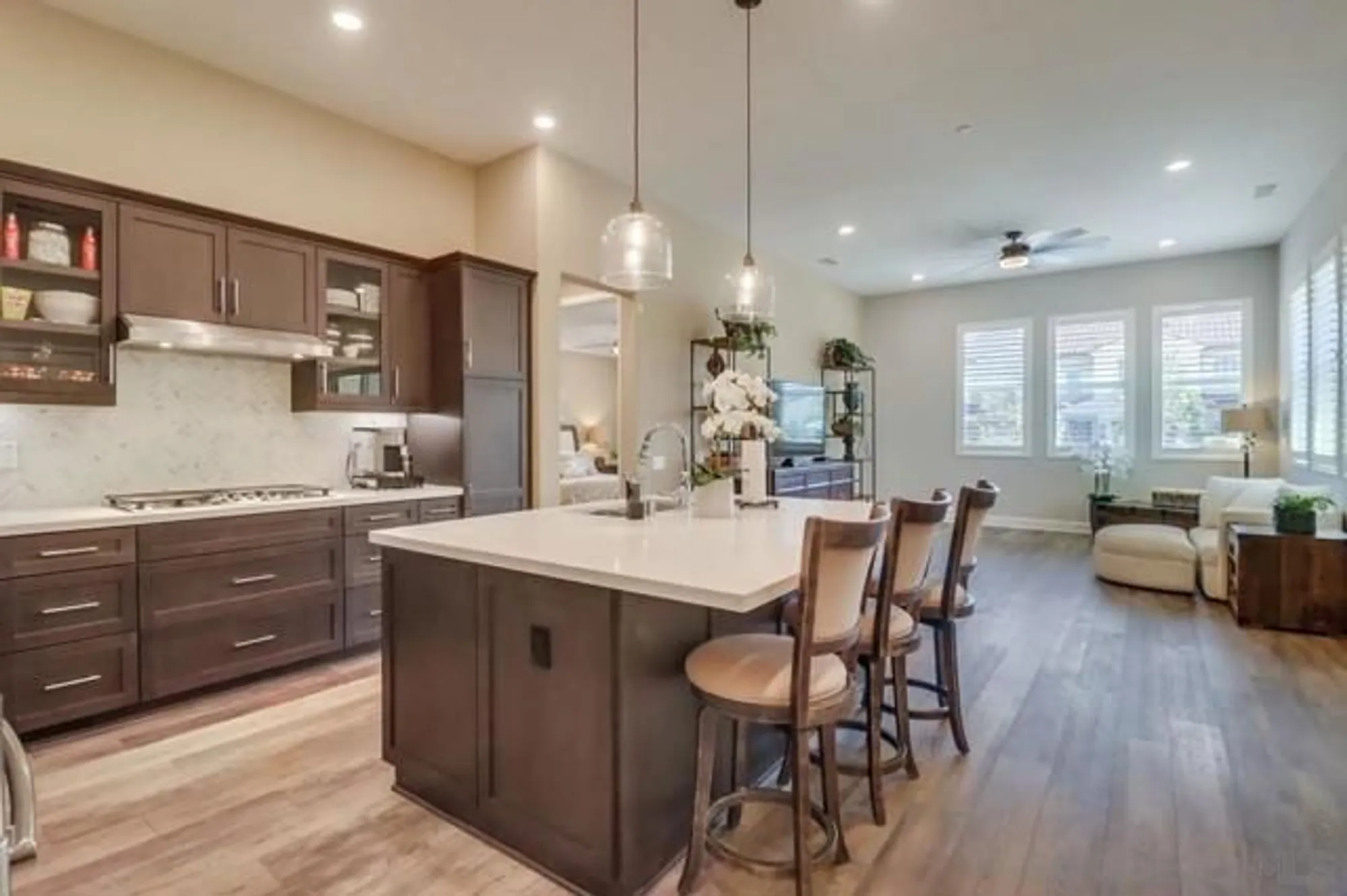 Property Slideshow image 5 of 40 | 16750 coyote bush dr unit 31, San Diego, CA, 92127