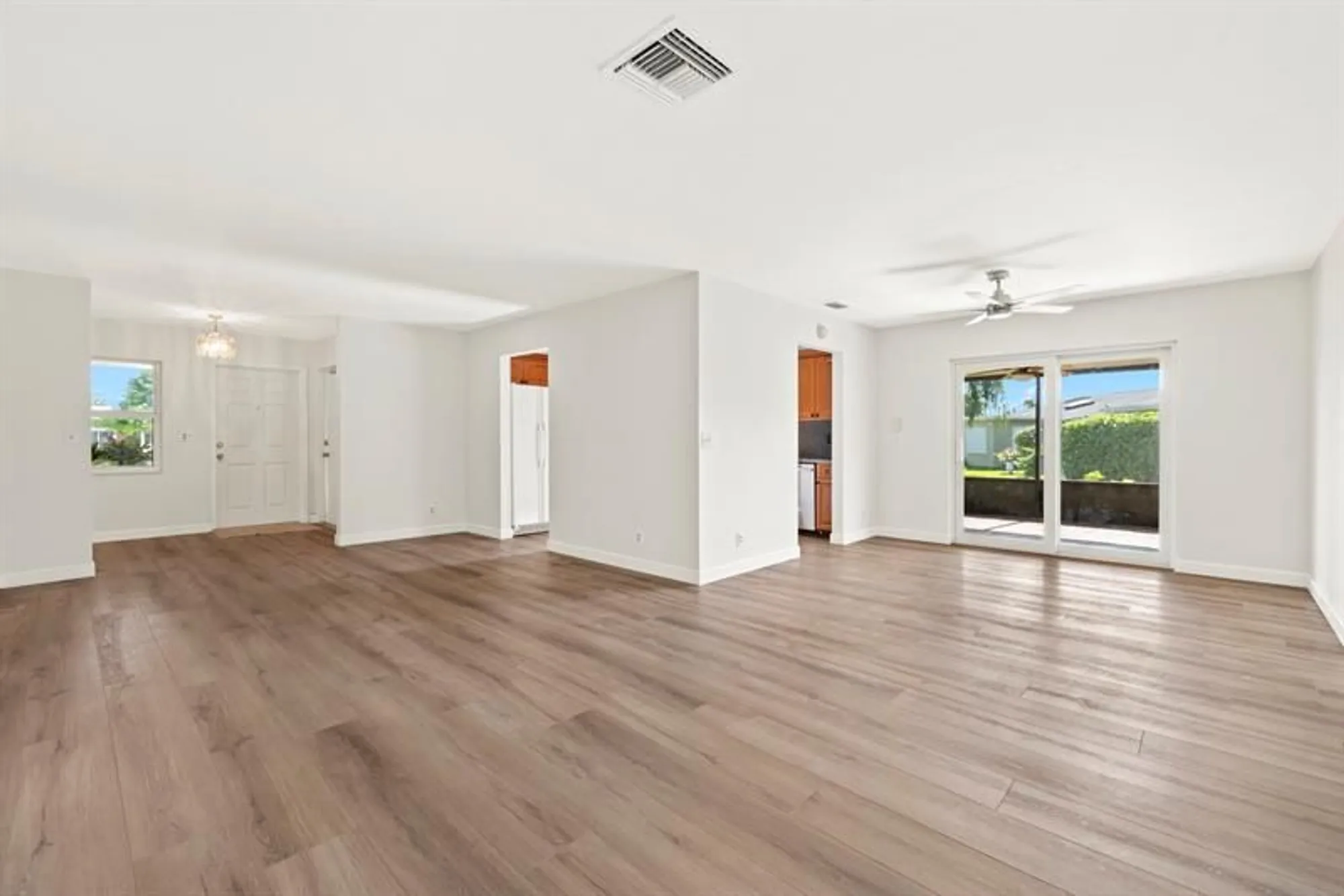 Property Slideshow image 4 of 41 | 6472 overland dr, Delray Beach, FL, 33484