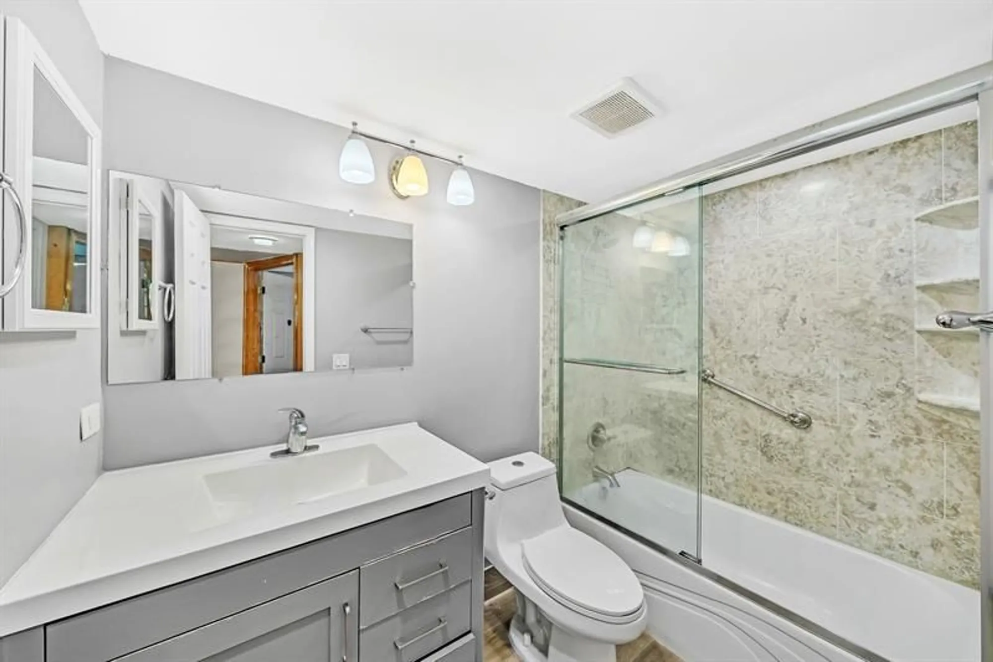 Property Slideshow image 30 of 33 | 8980 s hollybrook blvd 204, Pembroke Pines, FL, 33025