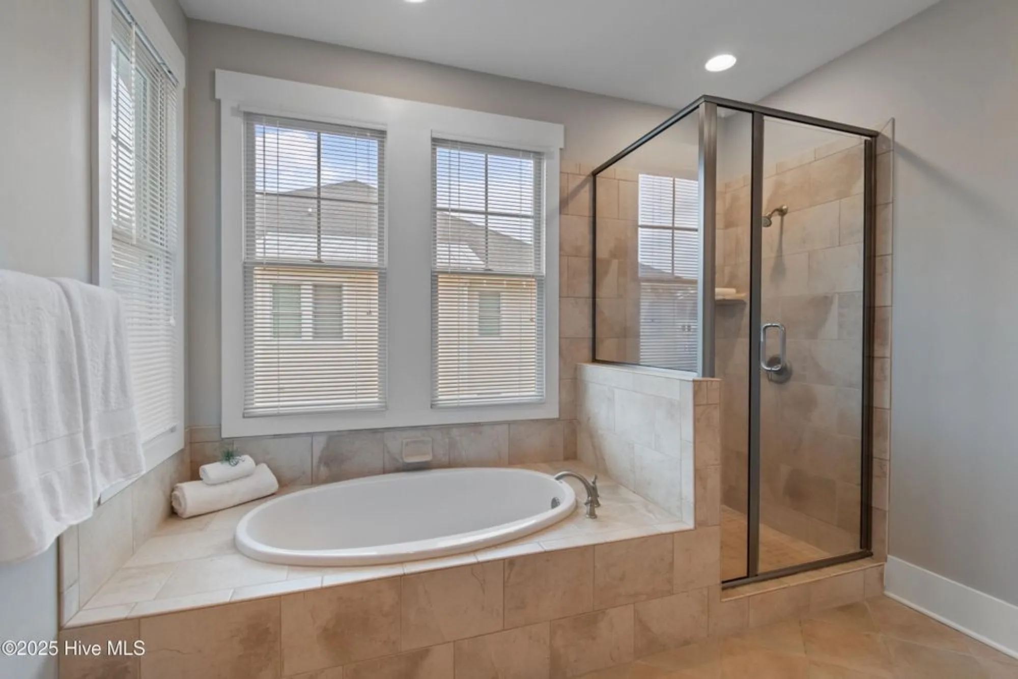 Property Slideshow image 19 of 61 | 2537 st james dr apt 303, Southport, NC, 28461