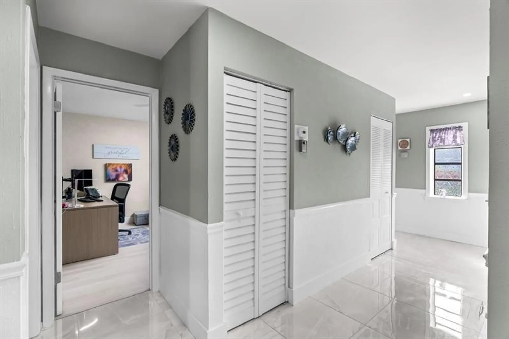 Property Slideshow image 30 of 42 | 21215 lago cir f, Boca Raton, FL, 33433