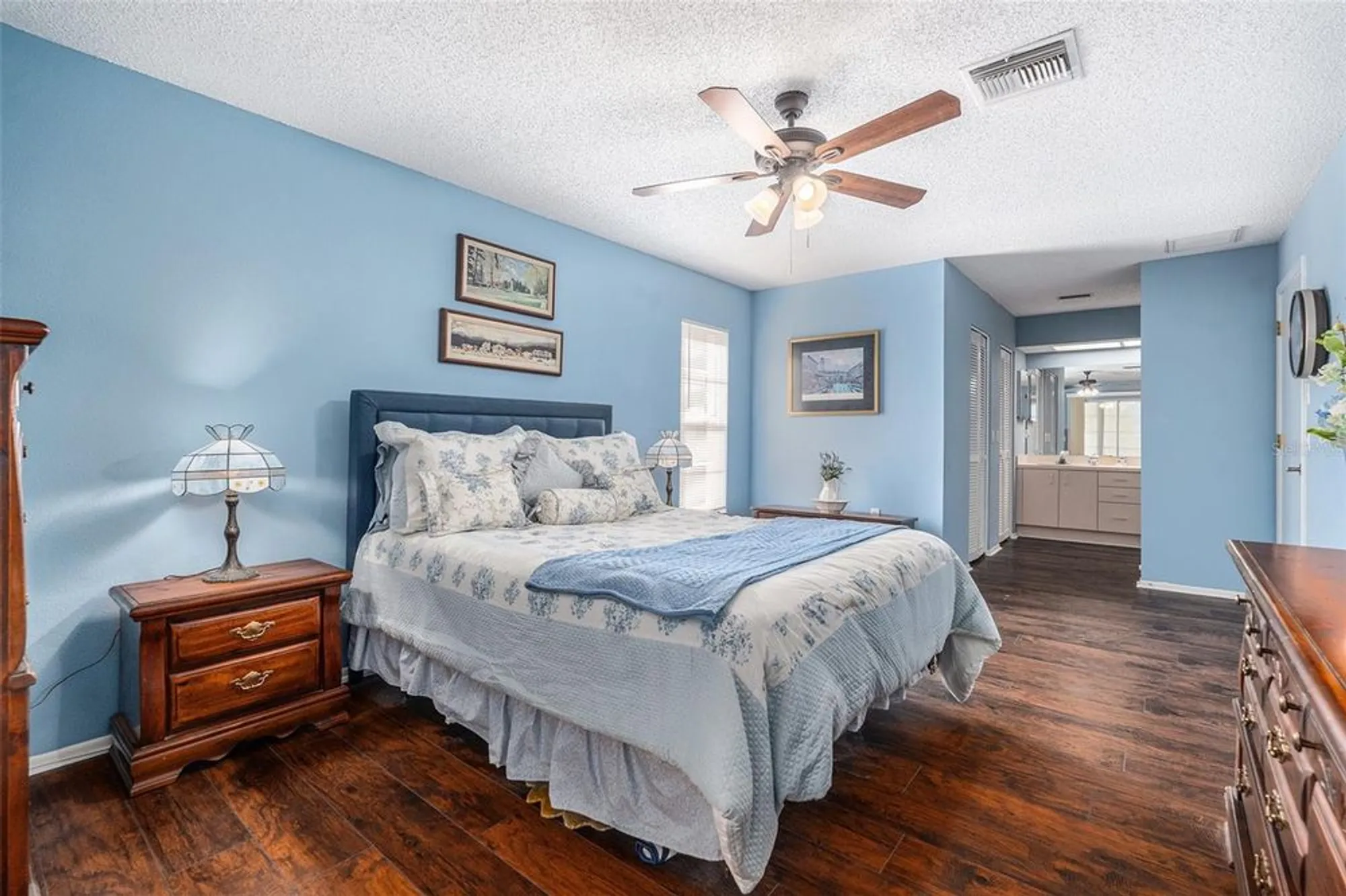 Property Slideshow image 18 of 37 | 4636 portland manor dr, New Port Richey, FL, 34655