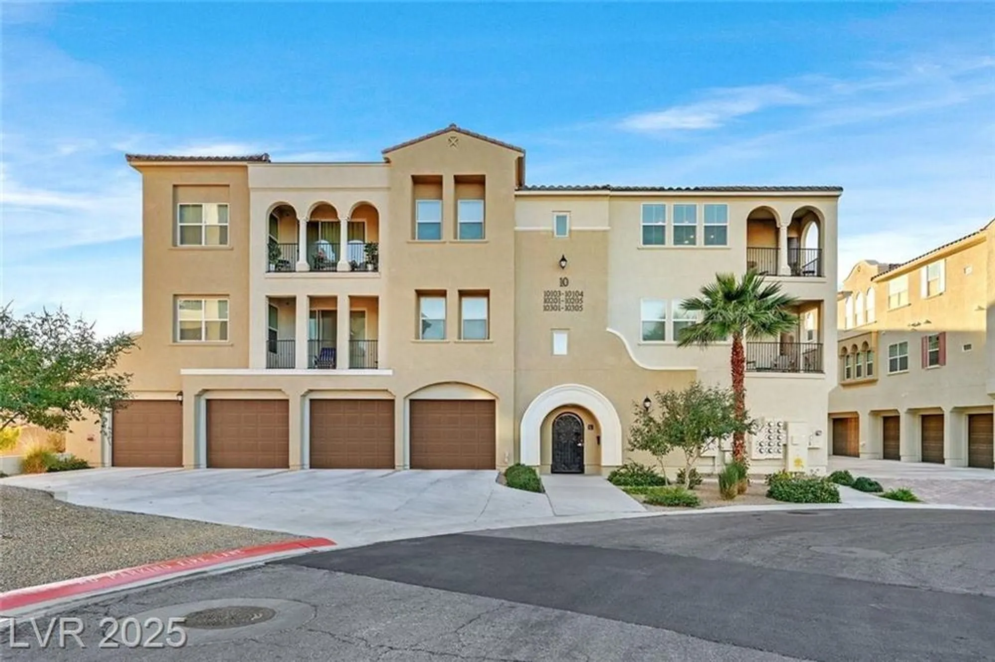 Property Slideshow image 1 of 47 | 2555 hampton rd 10301, Henderson, NV, 89052