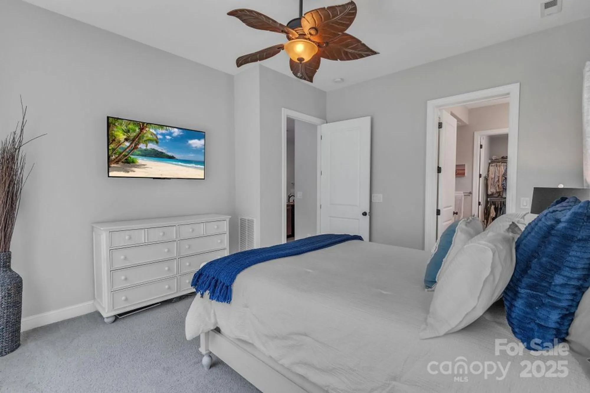 Property Slideshow image 15 of 40 | 5531 elk knob ct, Denver, NC, 28037