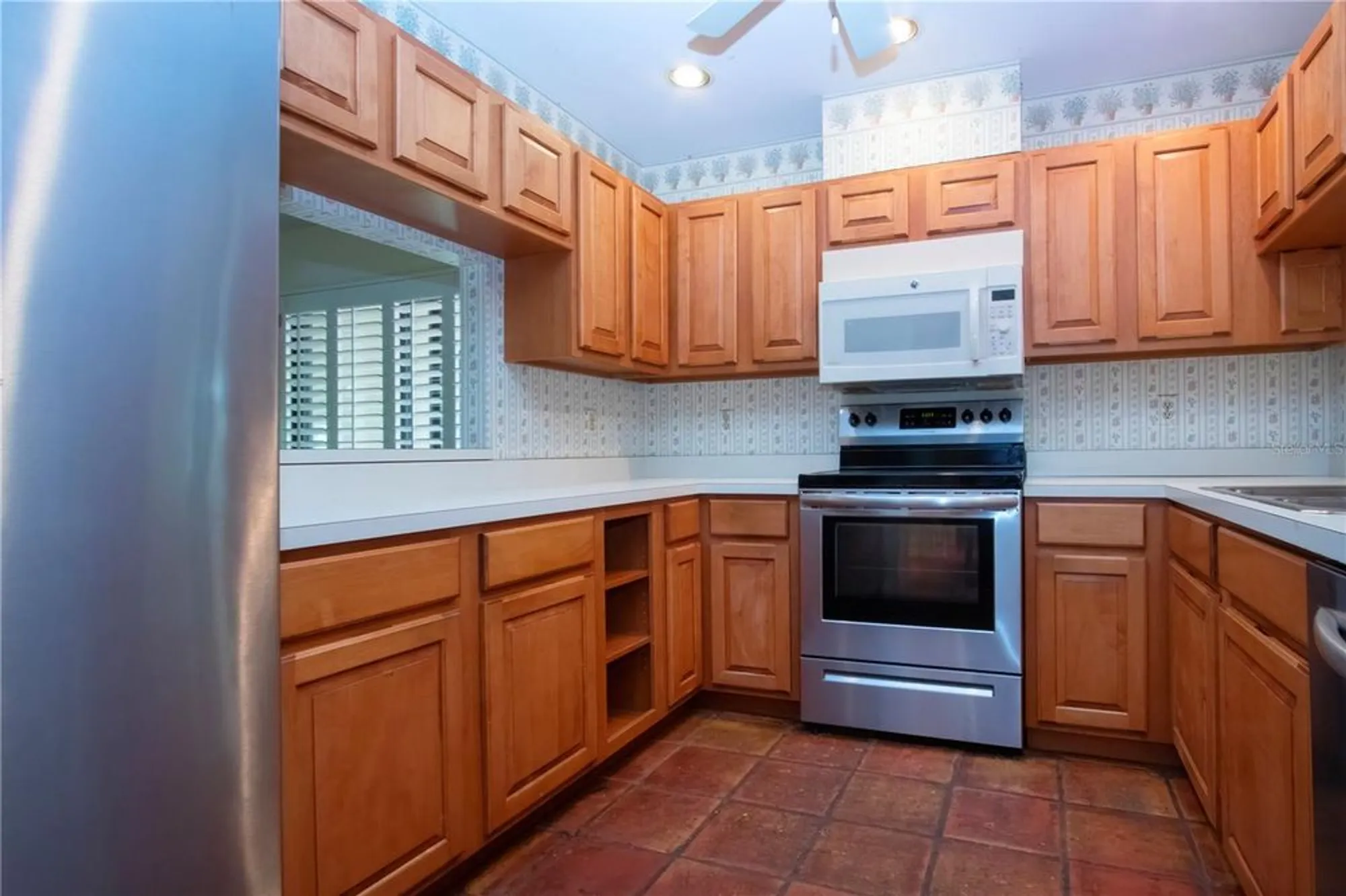Property Slideshow image 22 of 48 | 4812 kestral park cir 20, Sarasota, FL, 34231