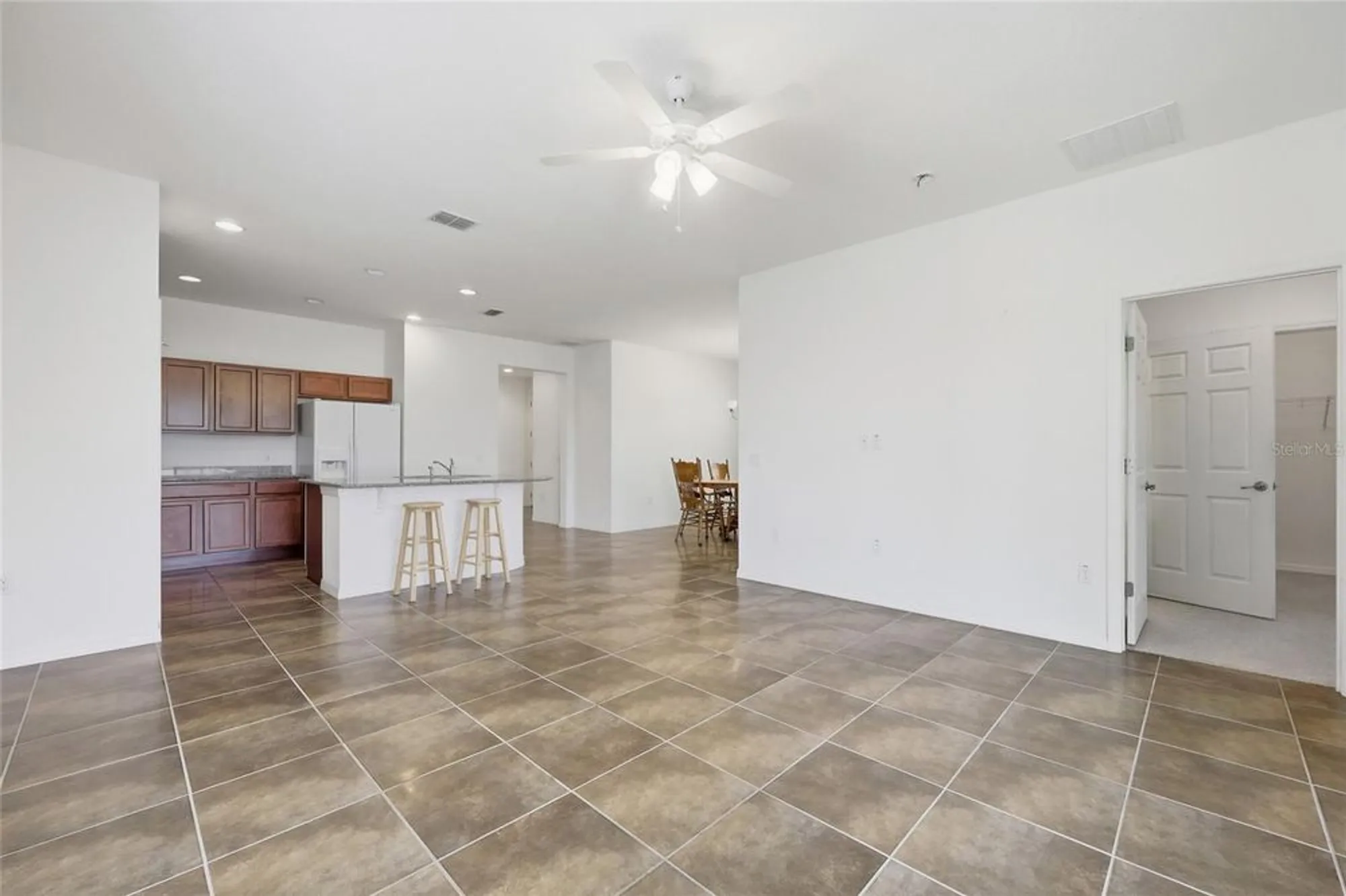 Property Slideshow image 29 of 50 | 1824 pelican hill way, Poinciana, FL, 34759