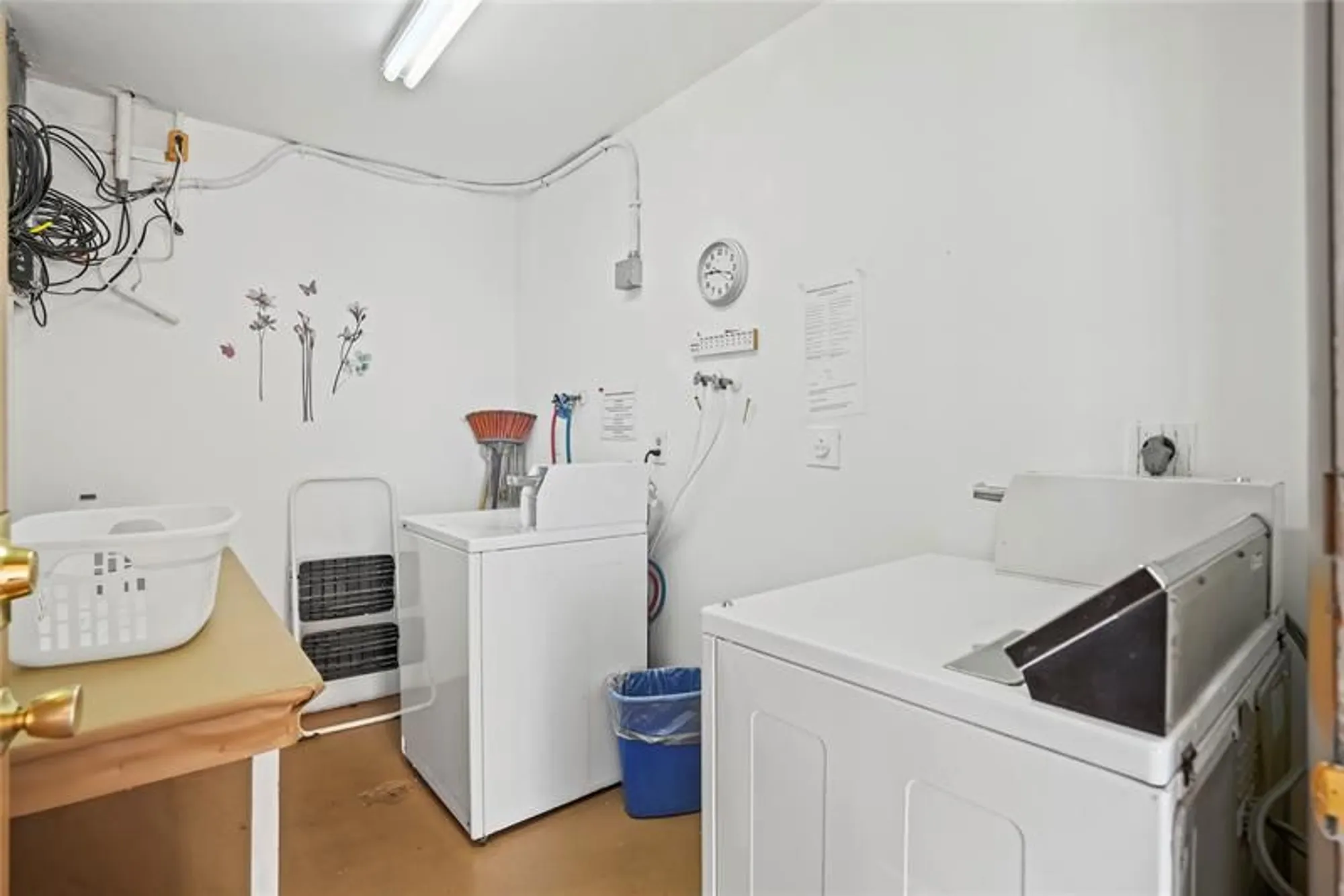 Property Slideshow image 20 of 43 | 3001 nw 46th ave 404, Lauderdale Lakes, FL, 33313