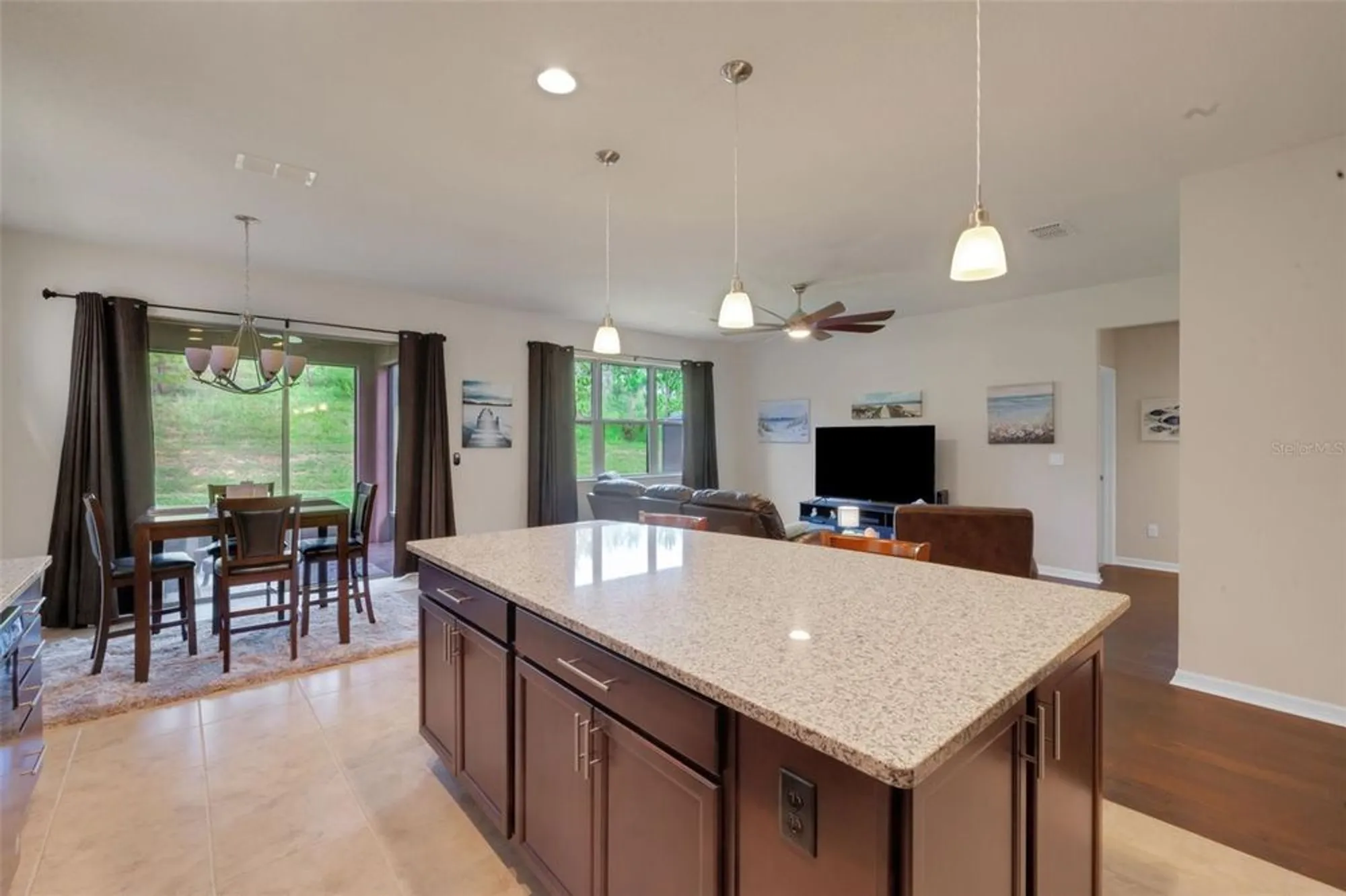 Property Slideshow image 12 of 58 | 333 almansa st, Davenport, FL, 33837