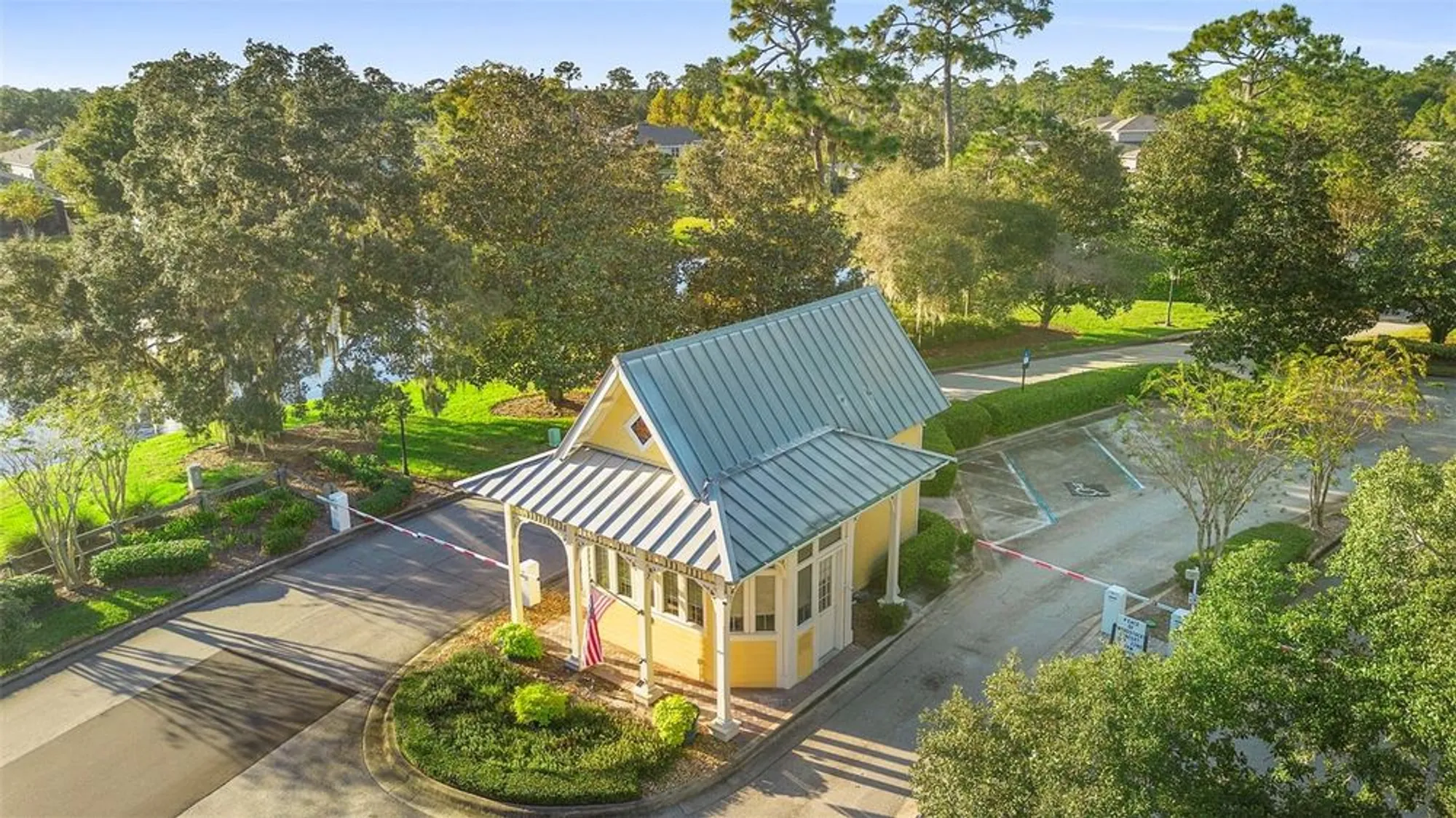 Property Slideshow image 43 of 47 | 1128 heron point way, Deland, FL, 32724