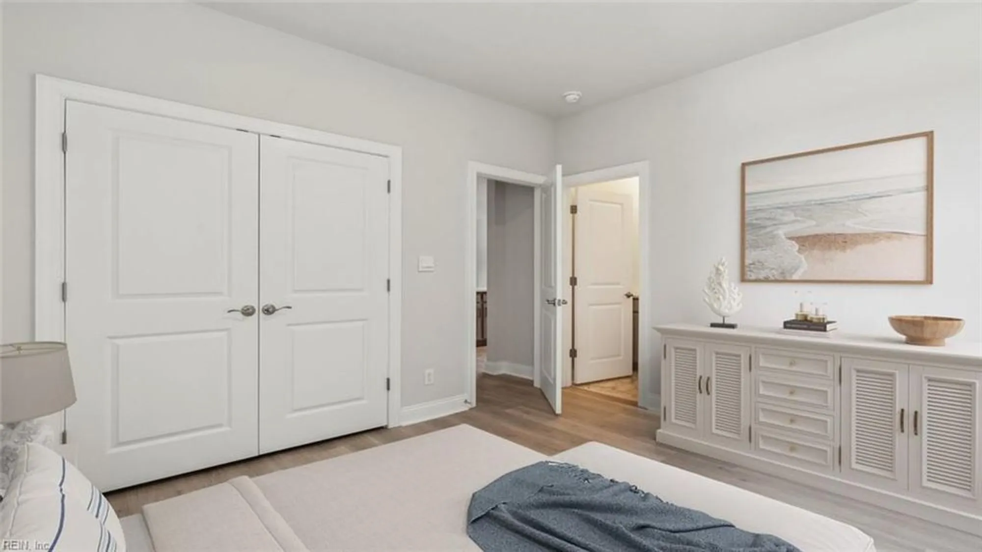 Property Slideshow image 11 of 31 | 2017 barton ln, Chesapeake, VA, 23322