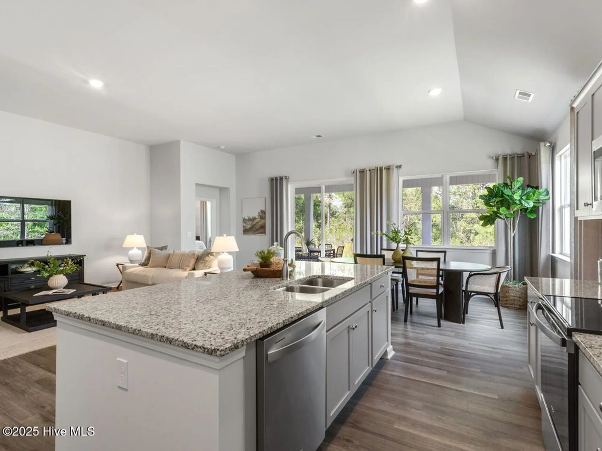 Property Slideshow image 10 of 49 | 1160 indigo bunting dr 64, Leland, NC, 28451