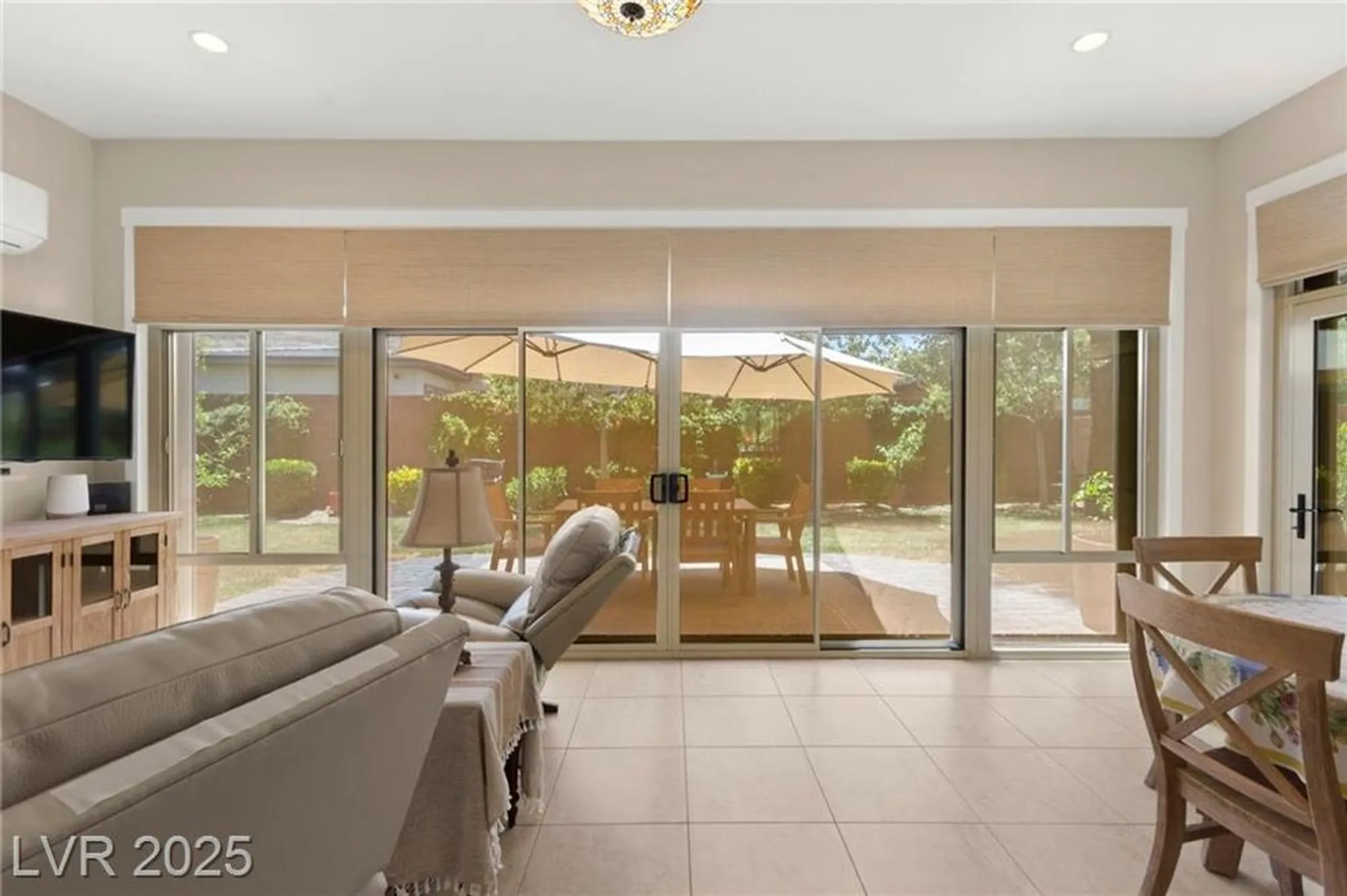 Property Slideshow image 25 of 55 | 6810 silver crescent st, Las Vegas, NV, 89148