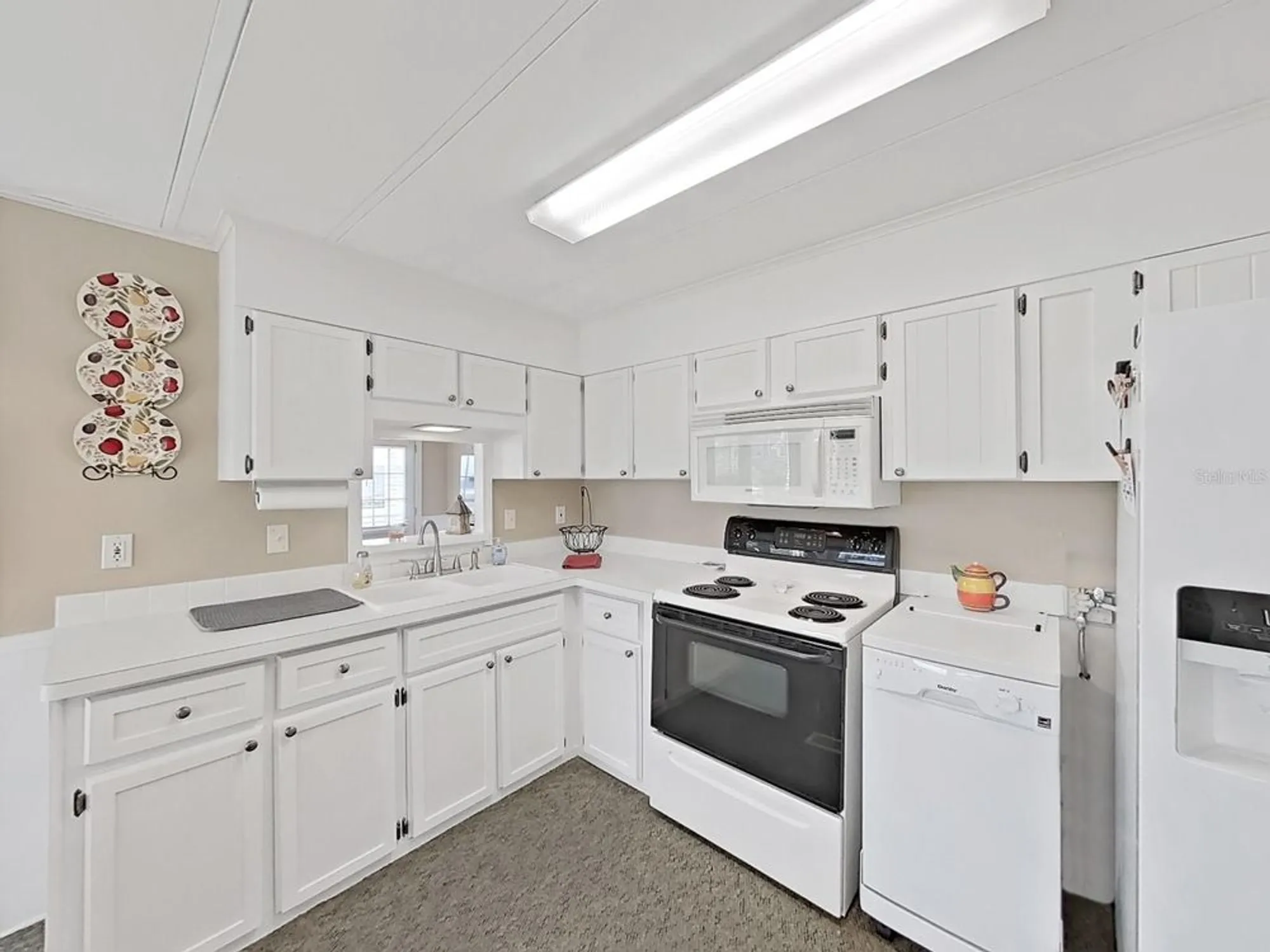 Property Slideshow image 20 of 48 | 4859 foxwood blvd, Lakeland, FL, 33810