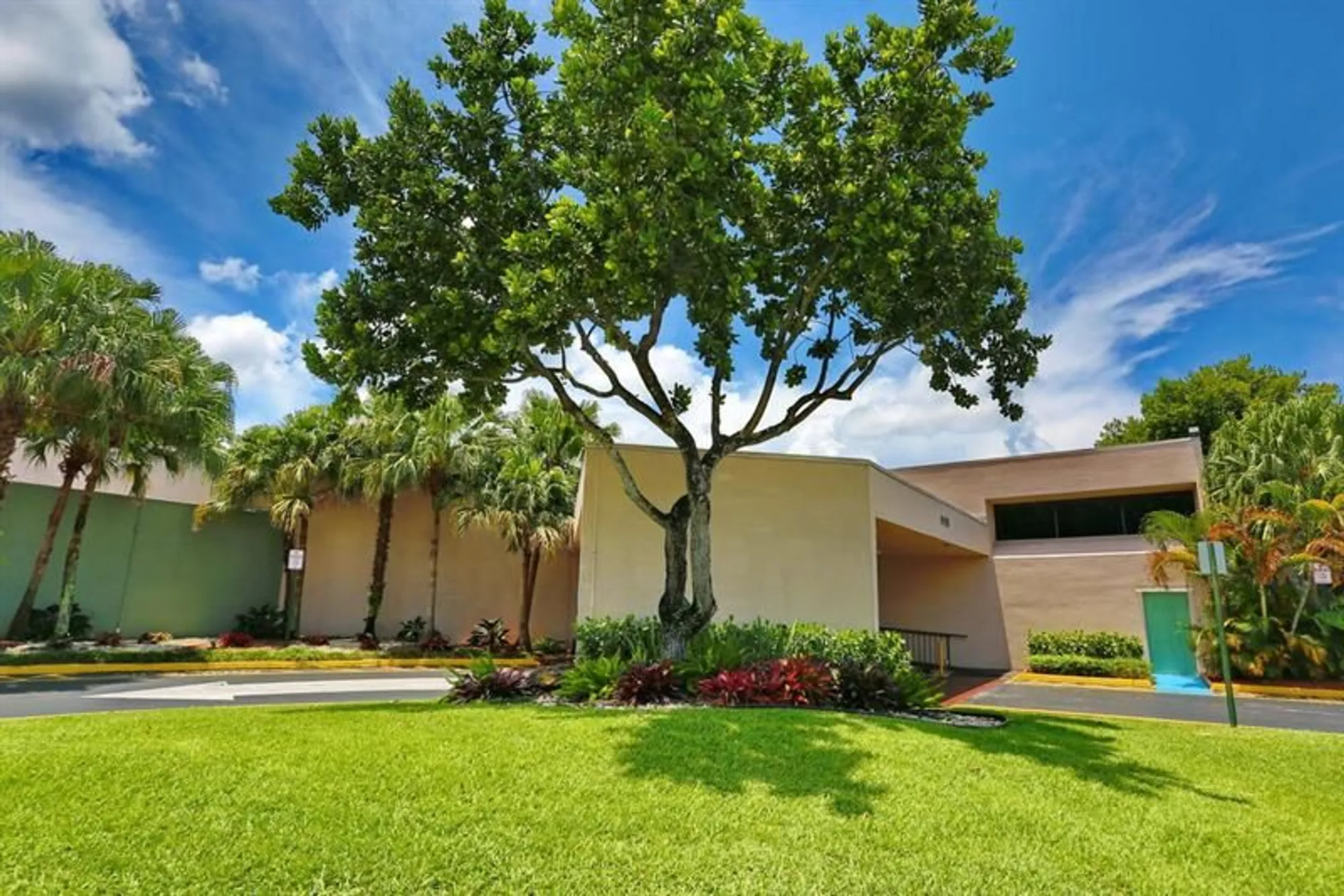 Property Slideshow image 29 of 30 | 9151 lime bay blvd 310, Tamarac, FL, 33321