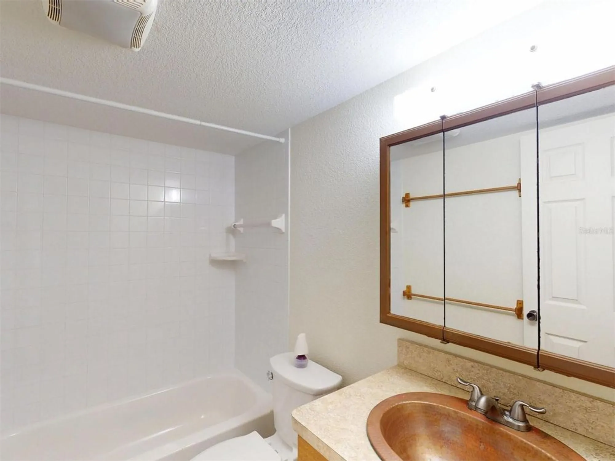 Property Slideshow image 21 of 32 | 21267 gertrude ave 113, Port Charlotte, FL, 33952