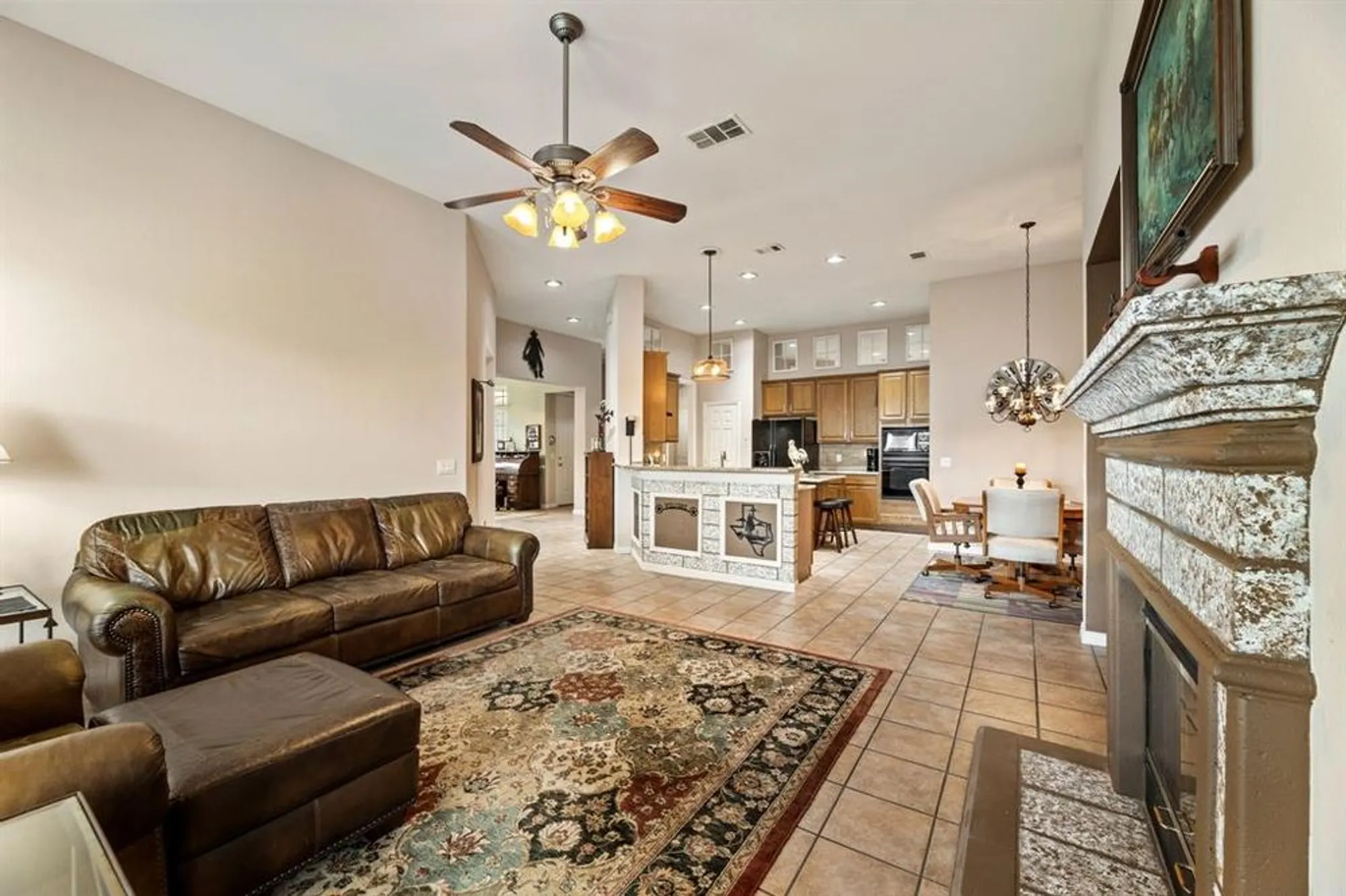 Property Slideshow image 14 of 33 | 1453 cattle baron ct, Fairview, TX, 75069