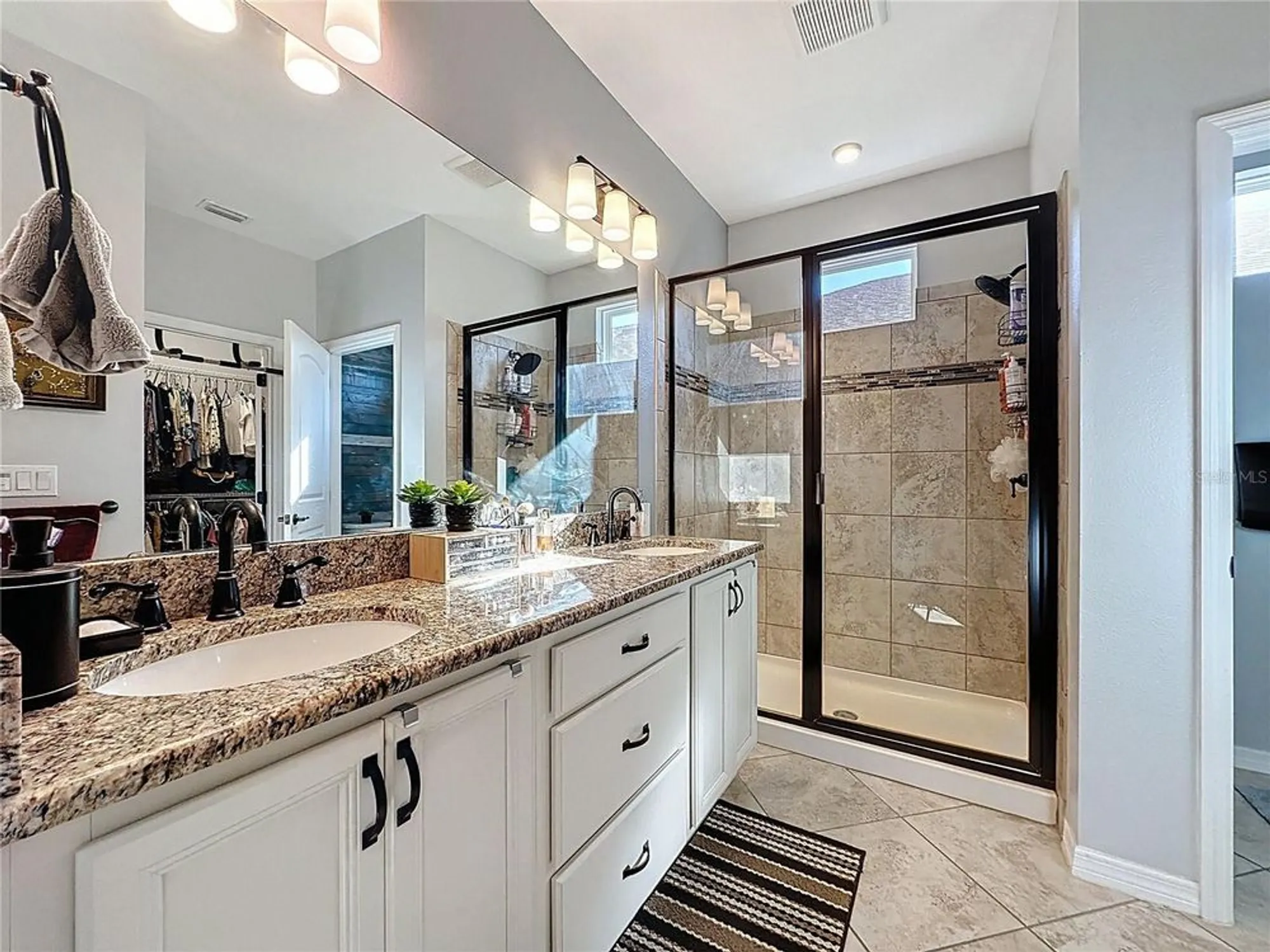 Property Slideshow image 34 of 79 | 373 alcove dr, Groveland, FL, 34736