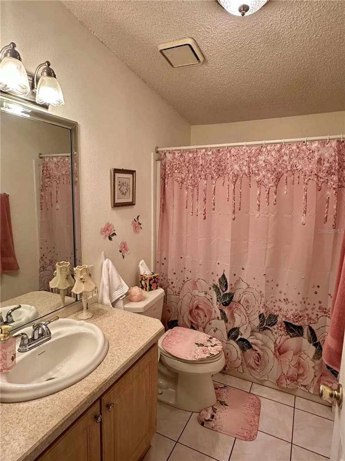 Property Slideshow image 28 of 37 | 1701 palm aire dr, The Villages, FL, 32159