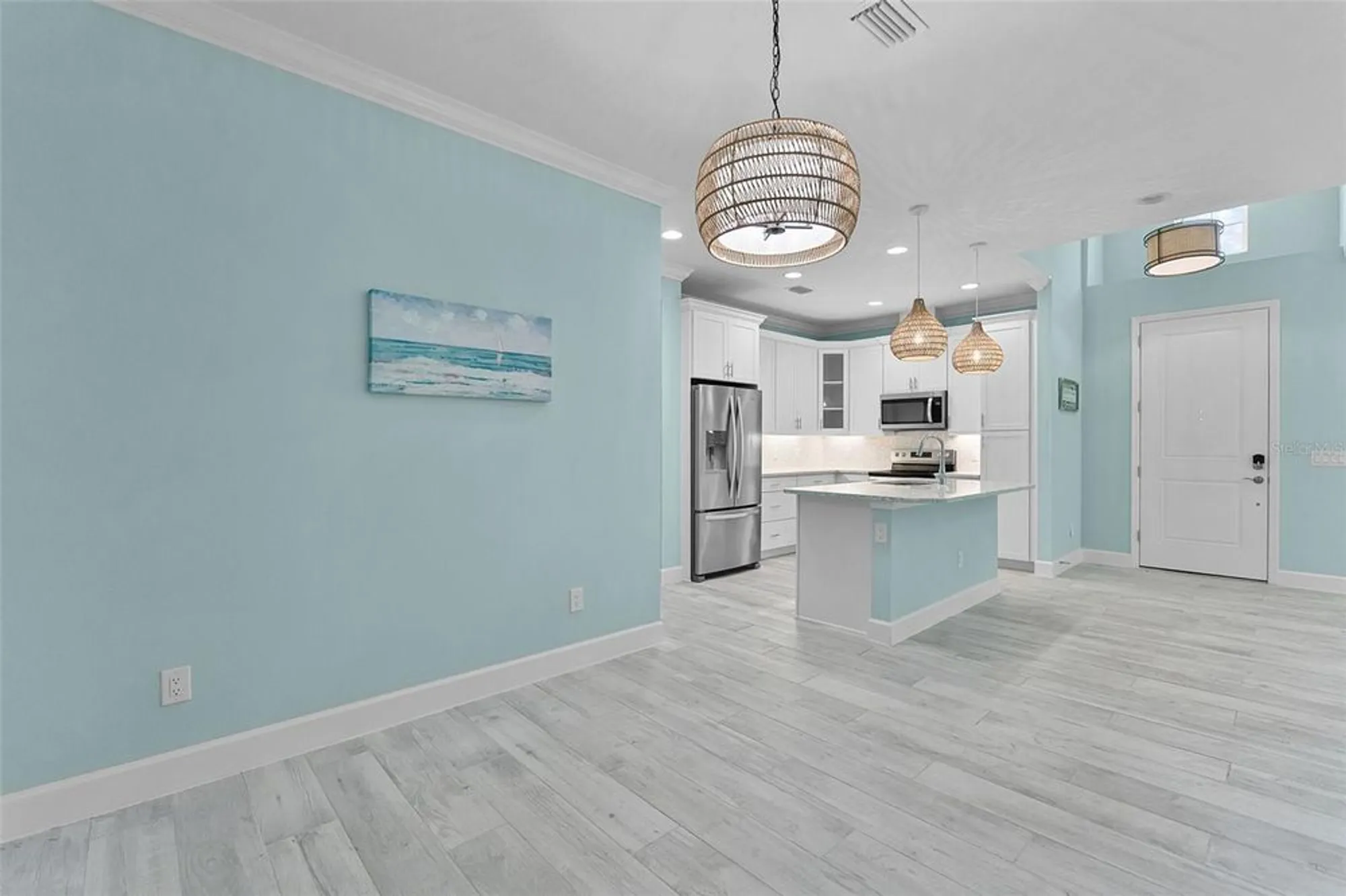 Property Slideshow image 6 of 40 | 867 bama breeze dr, Daytona Beach, FL, 32124