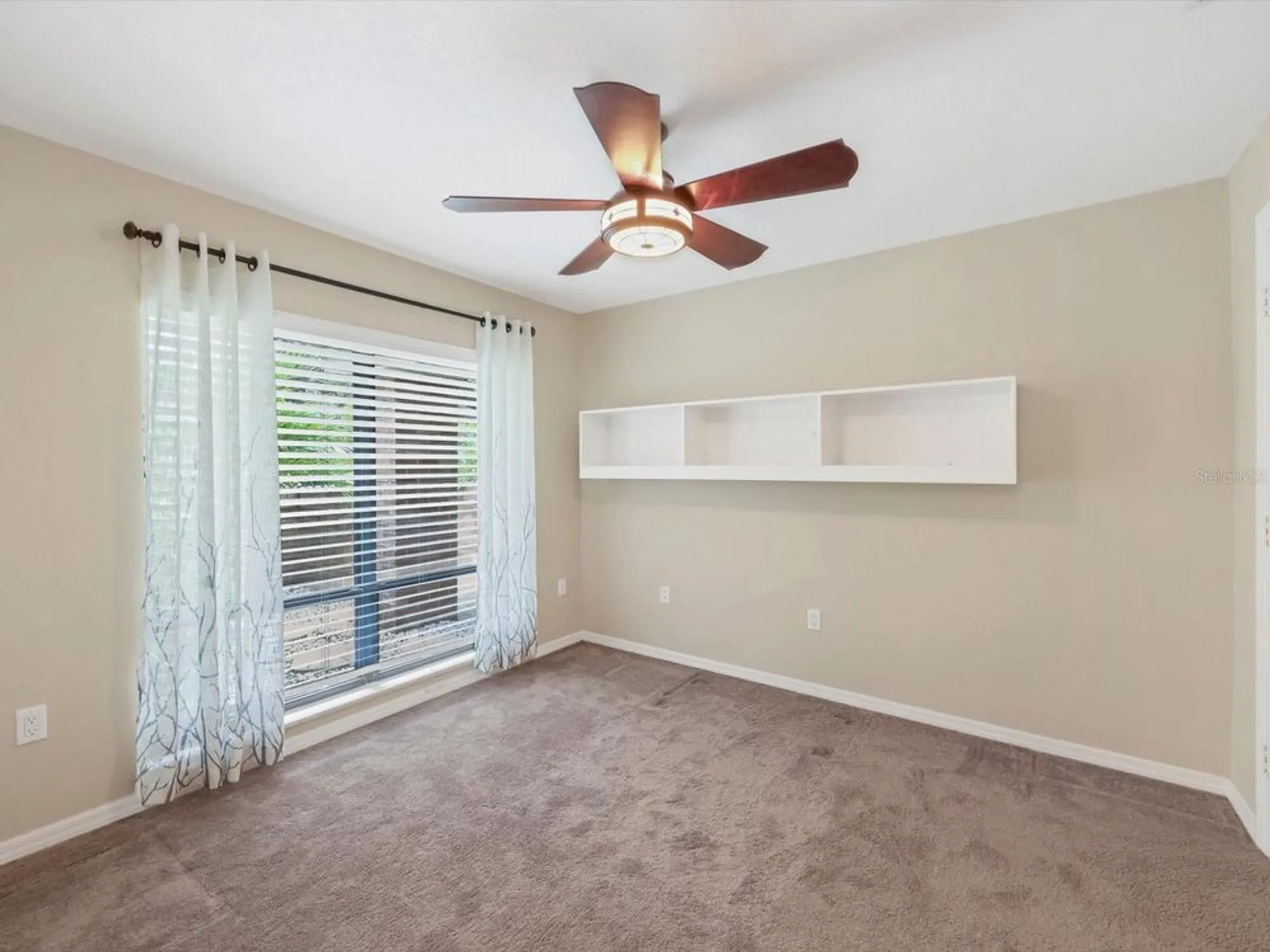 Property Slideshow image 35 of 46 | 1612 pine harrier cir, Sarasota, FL, 34231