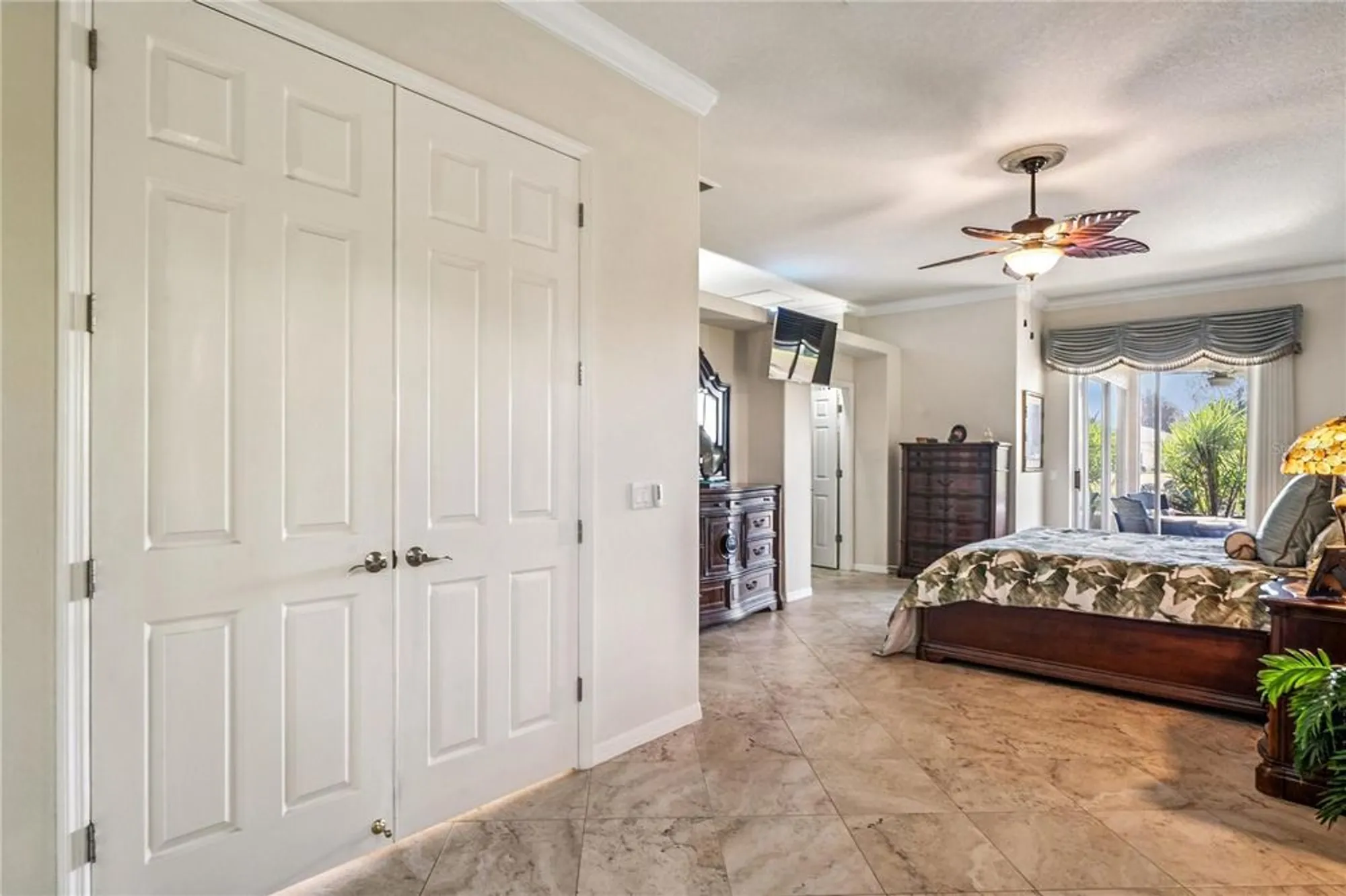 Property Slideshow image 33 of 100 | 9298 grand cypress dr, Weeki Wachee, FL, 34613