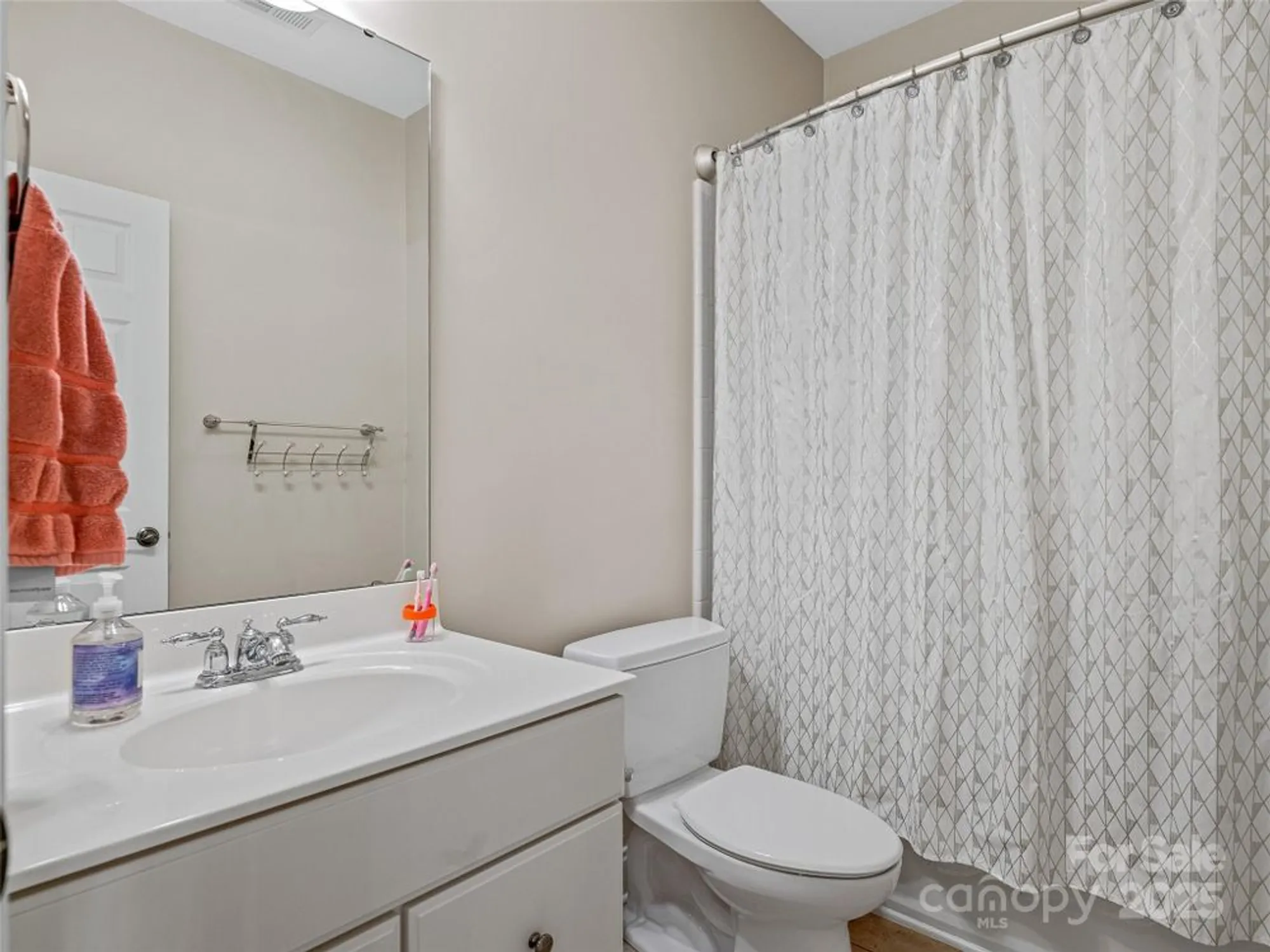 Property Slideshow image 30 of 36 | 257 fennel dun cir, Biltmore Lake, NC, 28715