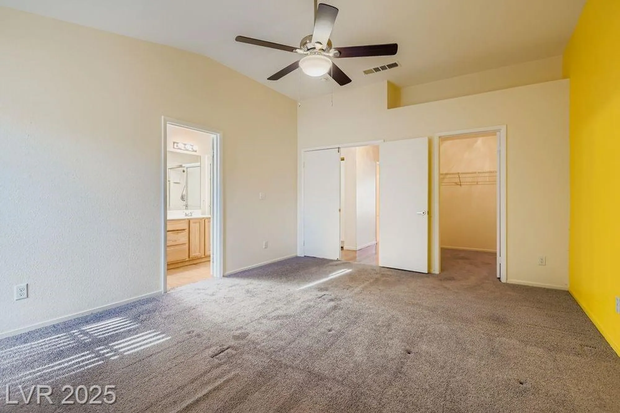 Property Slideshow image 6 of 18 | 4833 lawnwood ct, Las Vegas, NV, 89130