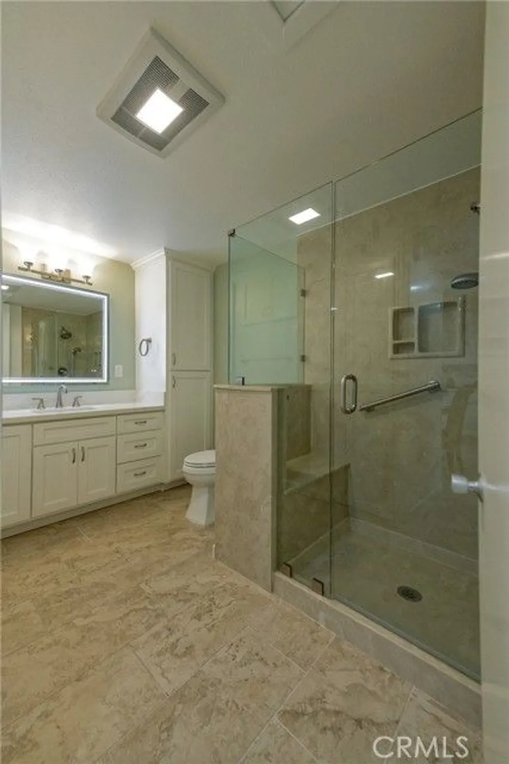 Property Slideshow image 8 of 17 | 13171 saint andrews dr apt 154j, Seal Beach, CA, 90740