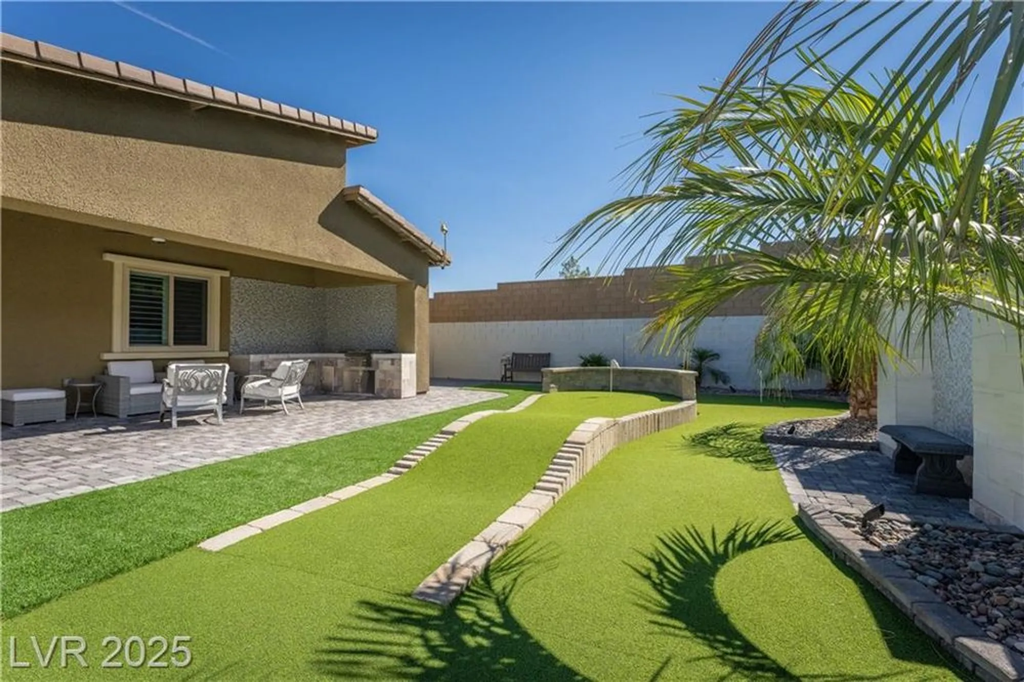 Property Slideshow image 23 of 44 | 12438 heritage bend dr, Las Vegas, NV, 89138