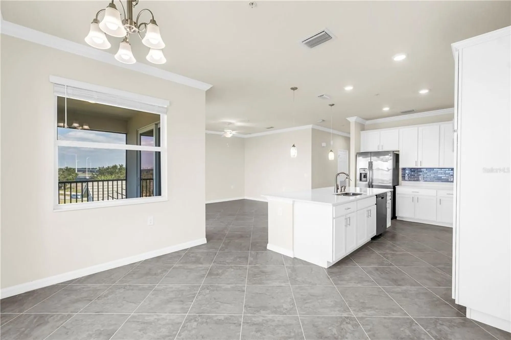 Property Slideshow image 18 of 59 | 1030 tidewater shores loop 406, Bradenton, FL, 34208