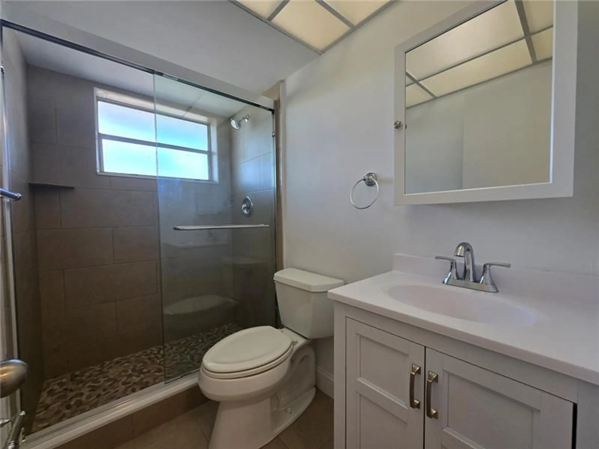 Property Slideshow image 20 of 31 | 6890 royal palm blvd 211h, Margate, FL, 33063