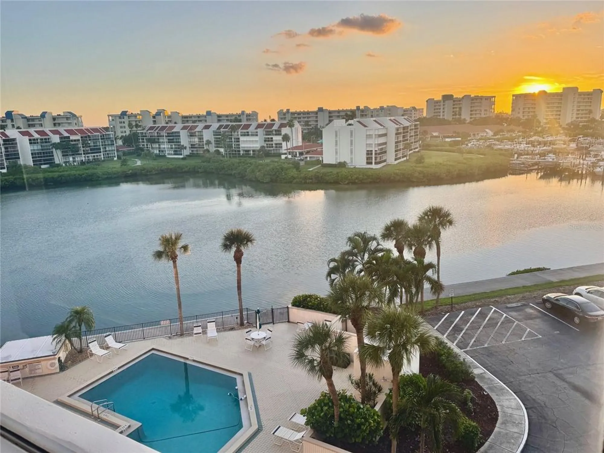 Property Slideshow image 58 of 62 | 7400 sun island dr 202, South Pasadena, FL, 33707