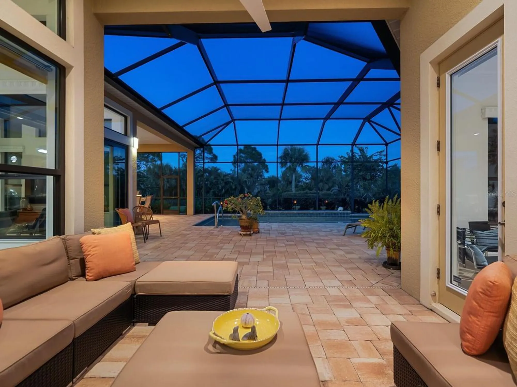 Property Slideshow image 34 of 78 | 10990 pentas royale ct, Englewood, FL, 34223