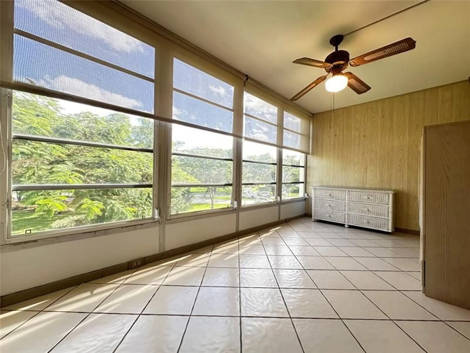Property Slideshow image 16 of 53 | 3006 cambridge a # 3006, Deerfield Beach, FL, 33442