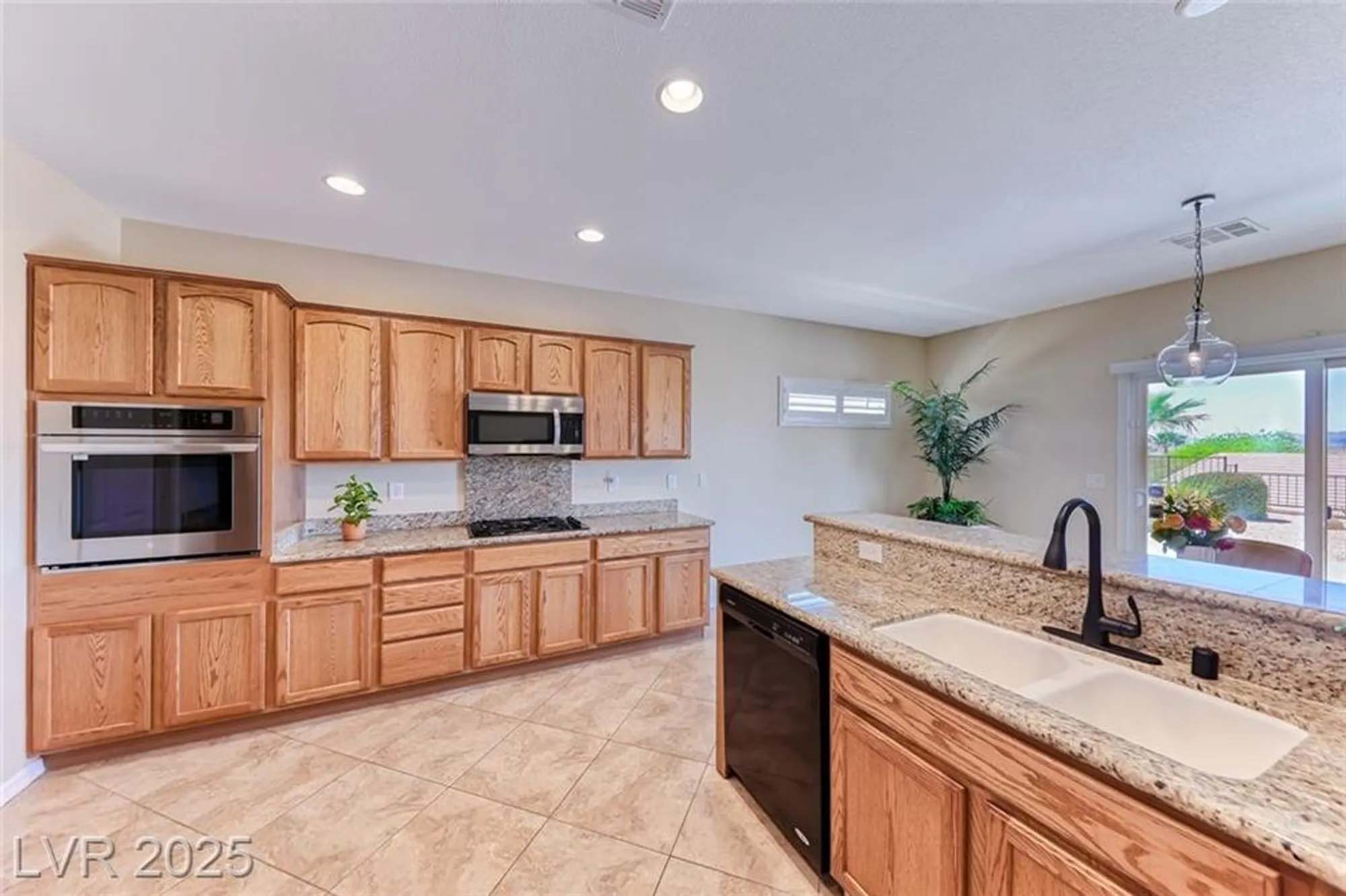 Property Slideshow image 16 of 55 | 2377 baldwinville ct, Henderson, NV, 89044