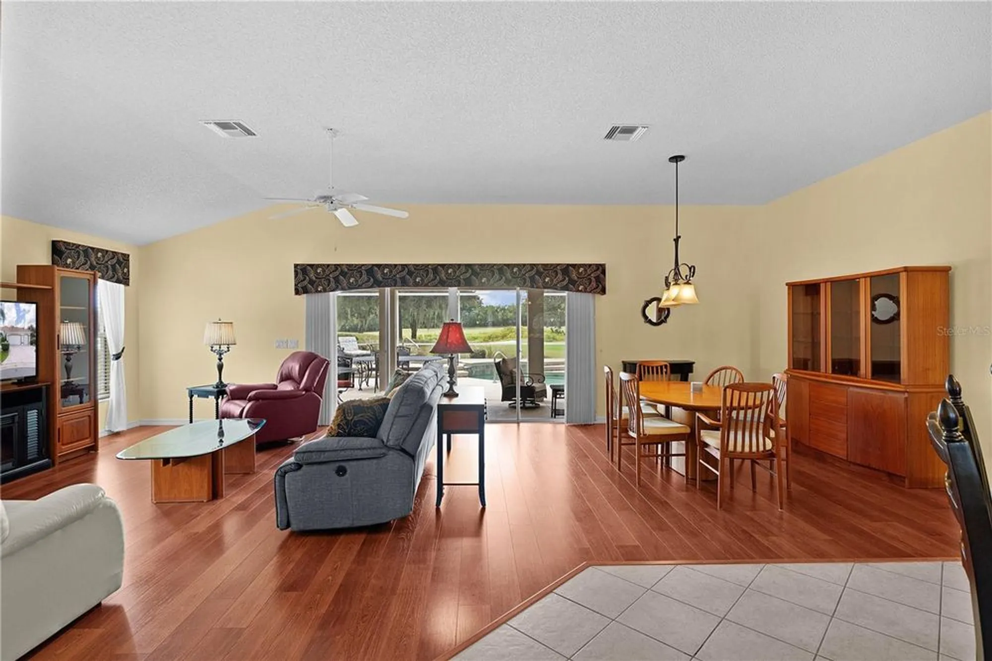 Property Slideshow image 10 of 62 | 3312 barrington ct, The Villages, FL, 32162