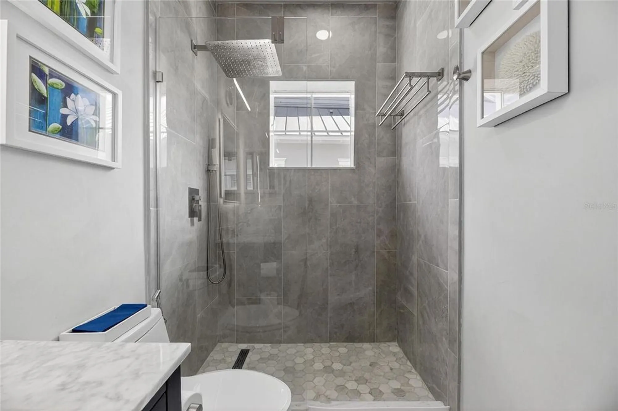 Property Slideshow image 58 of 99 | 719 islebay dr, Apollo Beach, FL, 33572