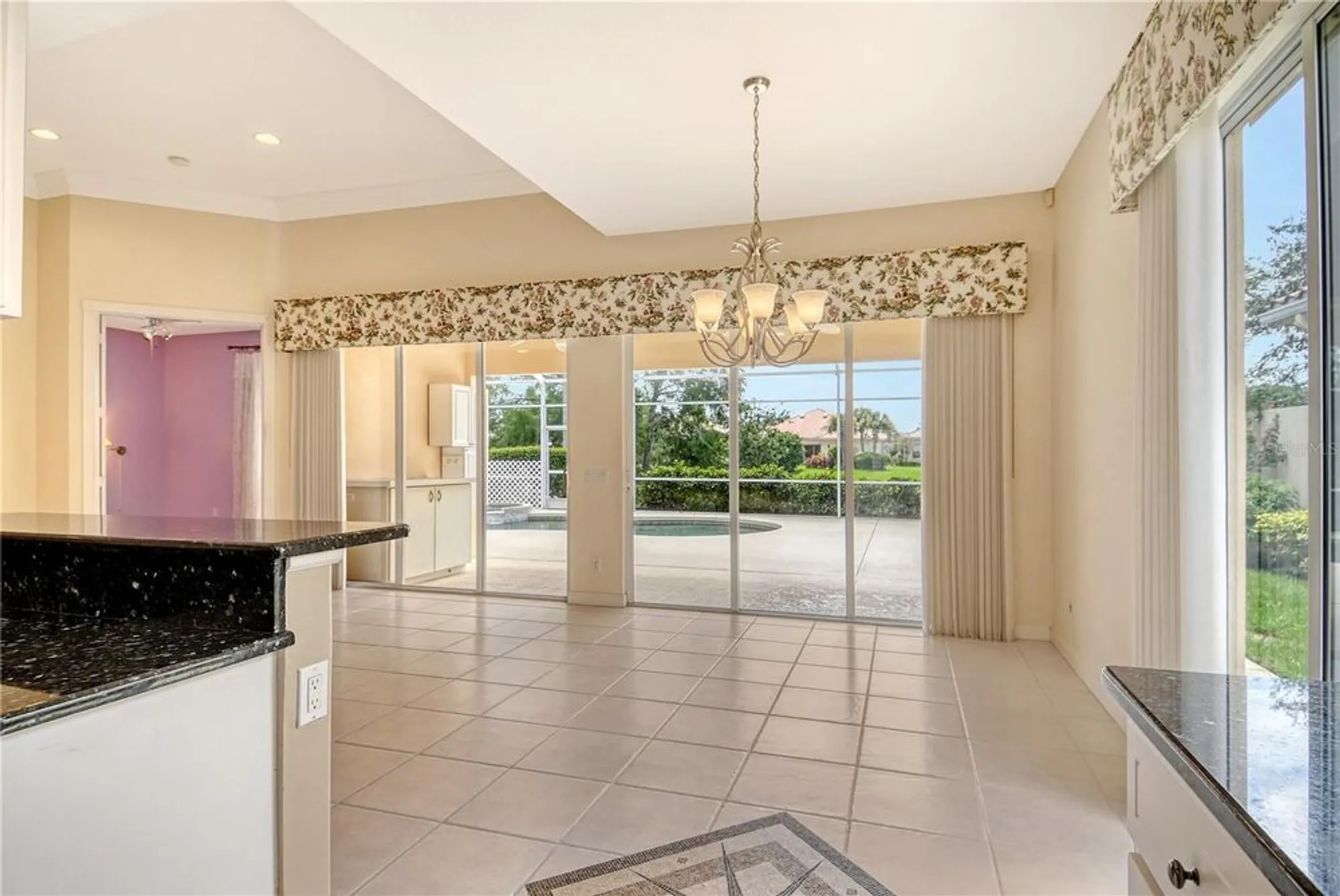 Property Slideshow image 13 of 70 | 5562 octonia pl, Sarasota, FL, 34238