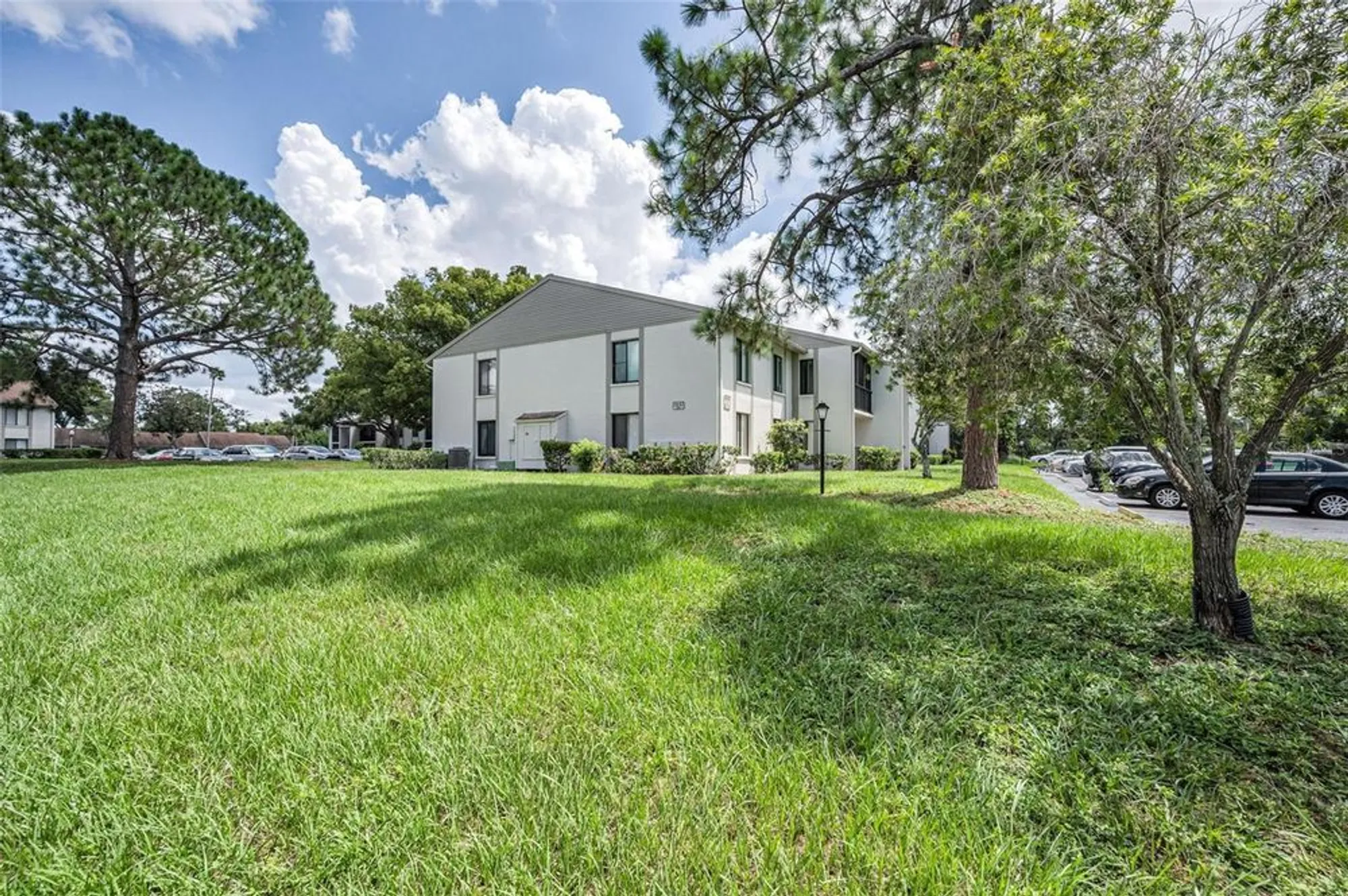 Property Slideshow image 36 of 63 | 2642 pine ridge way d2, Palm Harbor, FL, 34684