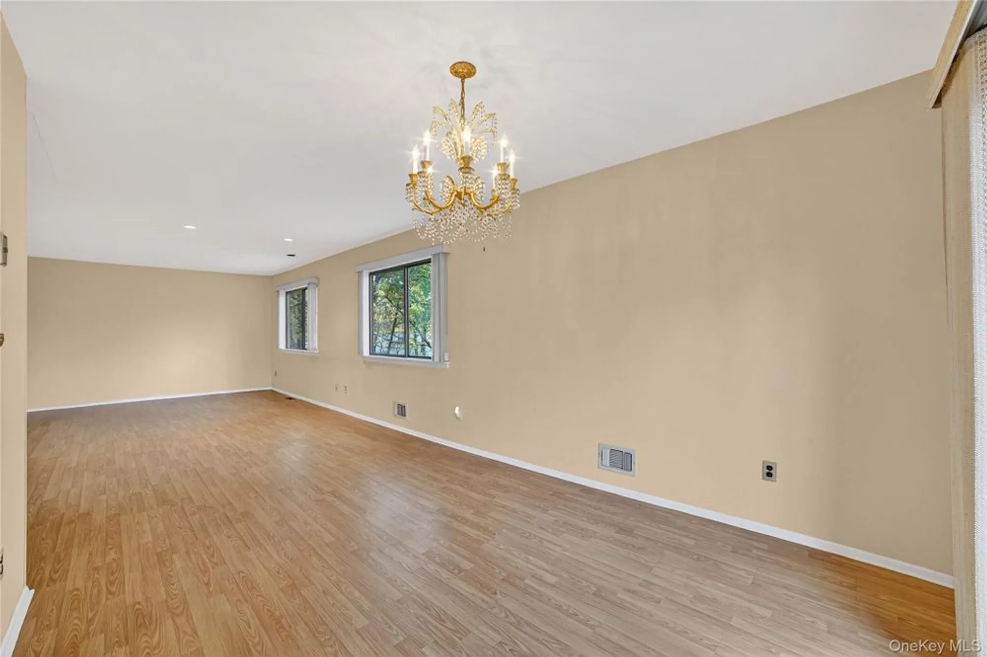 Property Slideshow image 10 of 48 | 117 village rd d, Yorktown Heights, NY, 10598