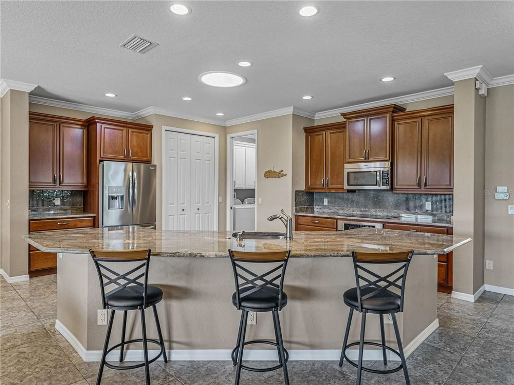 Property Slideshow image 14 of 85 | 3834 litchfield loop, Lake Wales, FL, 33859