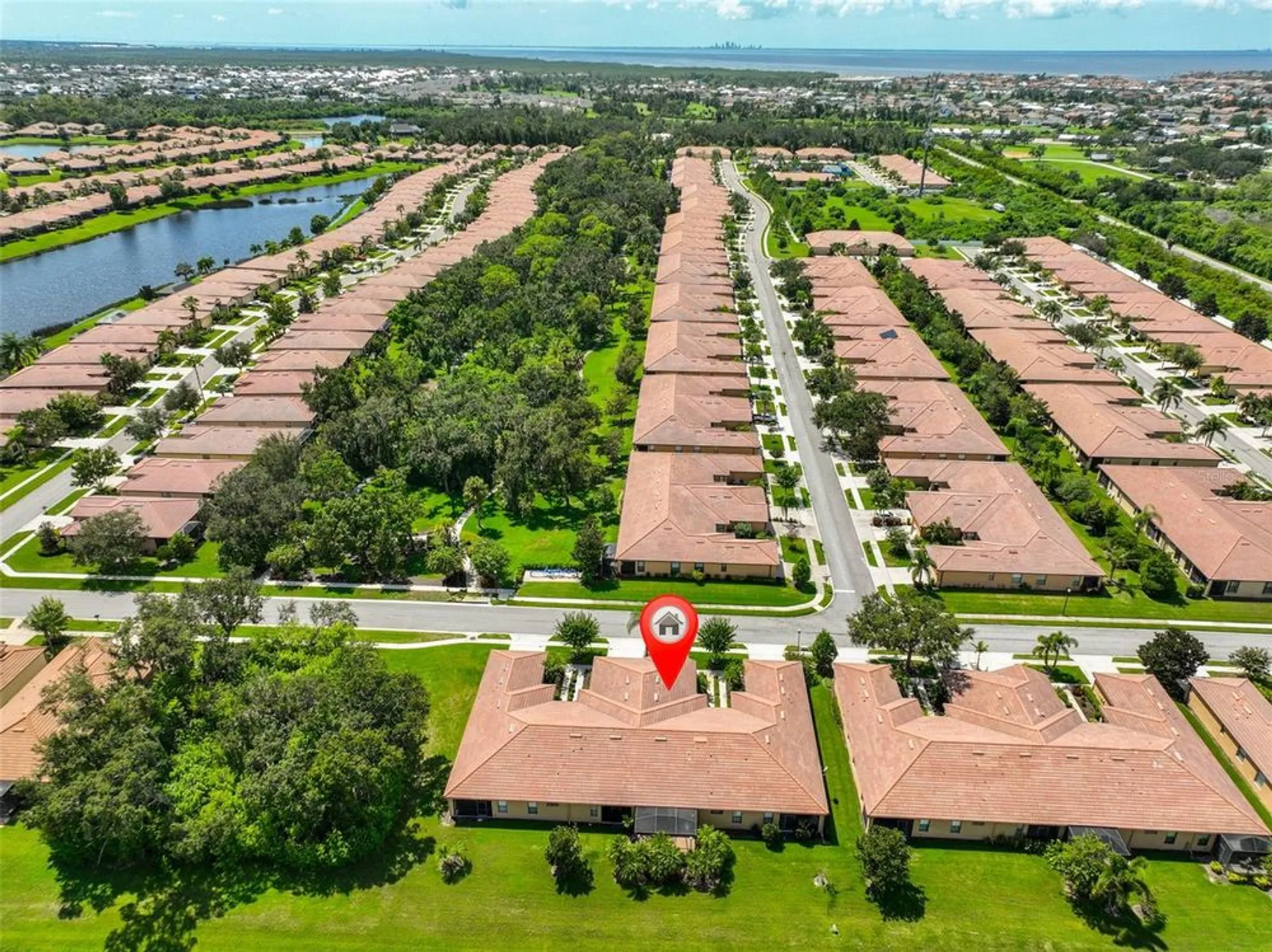 Property Slideshow image 48 of 75 | 5831 sunset falls dr, Apollo Beach, FL, 33572