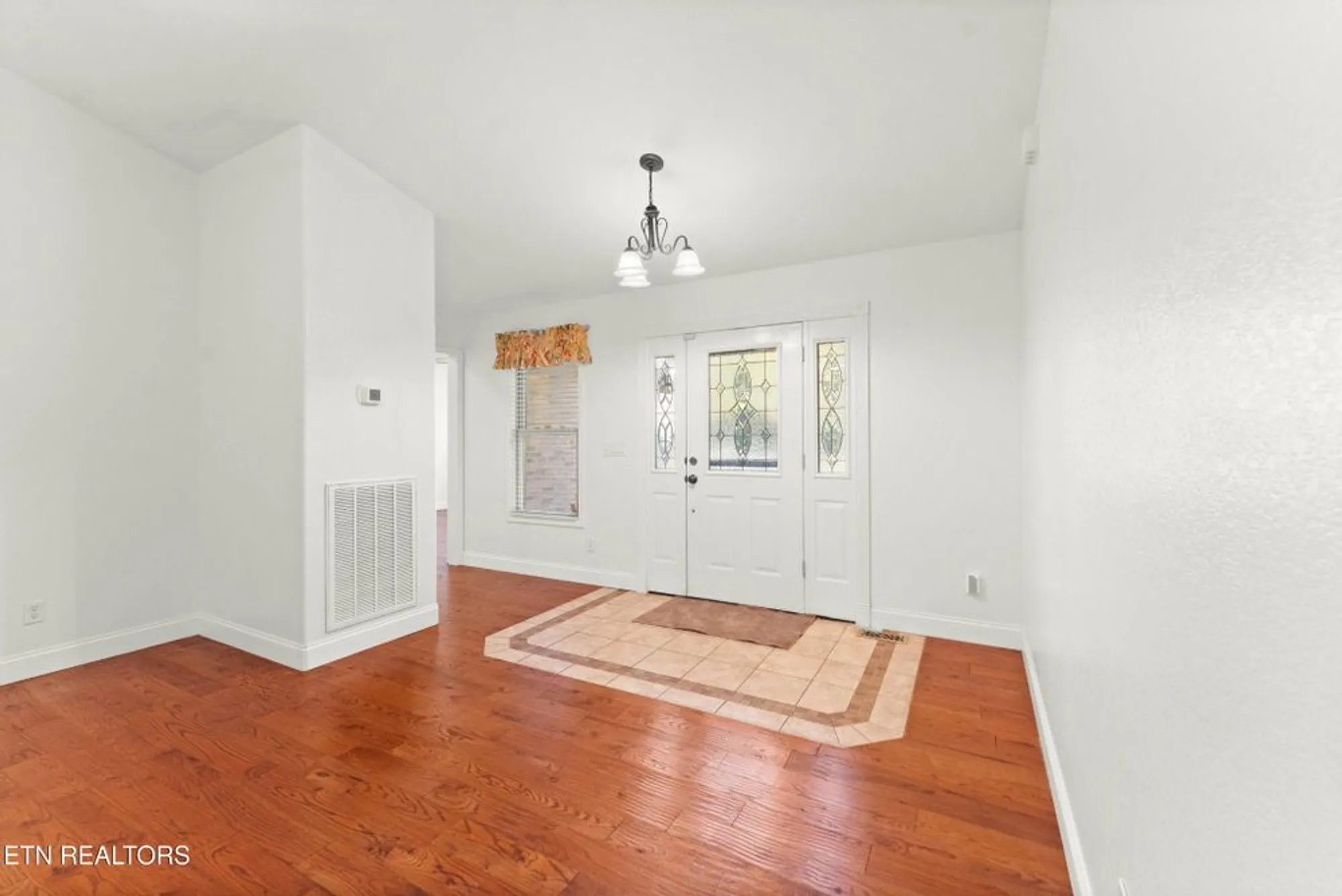 Property Slideshow image 5 of 38 | 109 markham ln, Crossville, TN, 38558