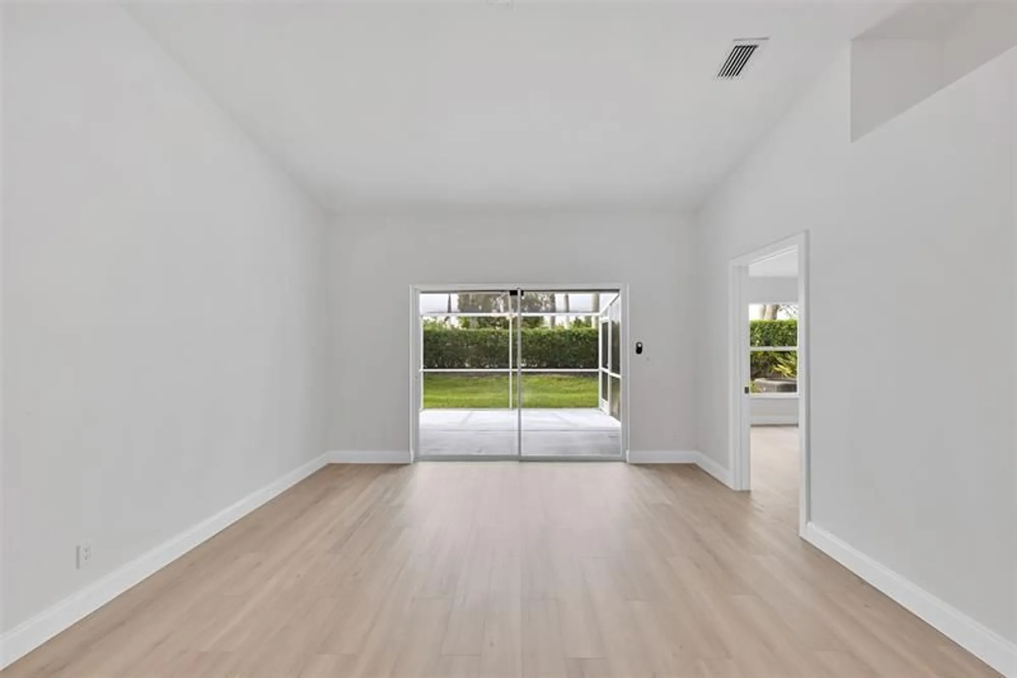 Property Slideshow image 9 of 62 | 8402 logia cir, Boynton Beach, FL, 33472