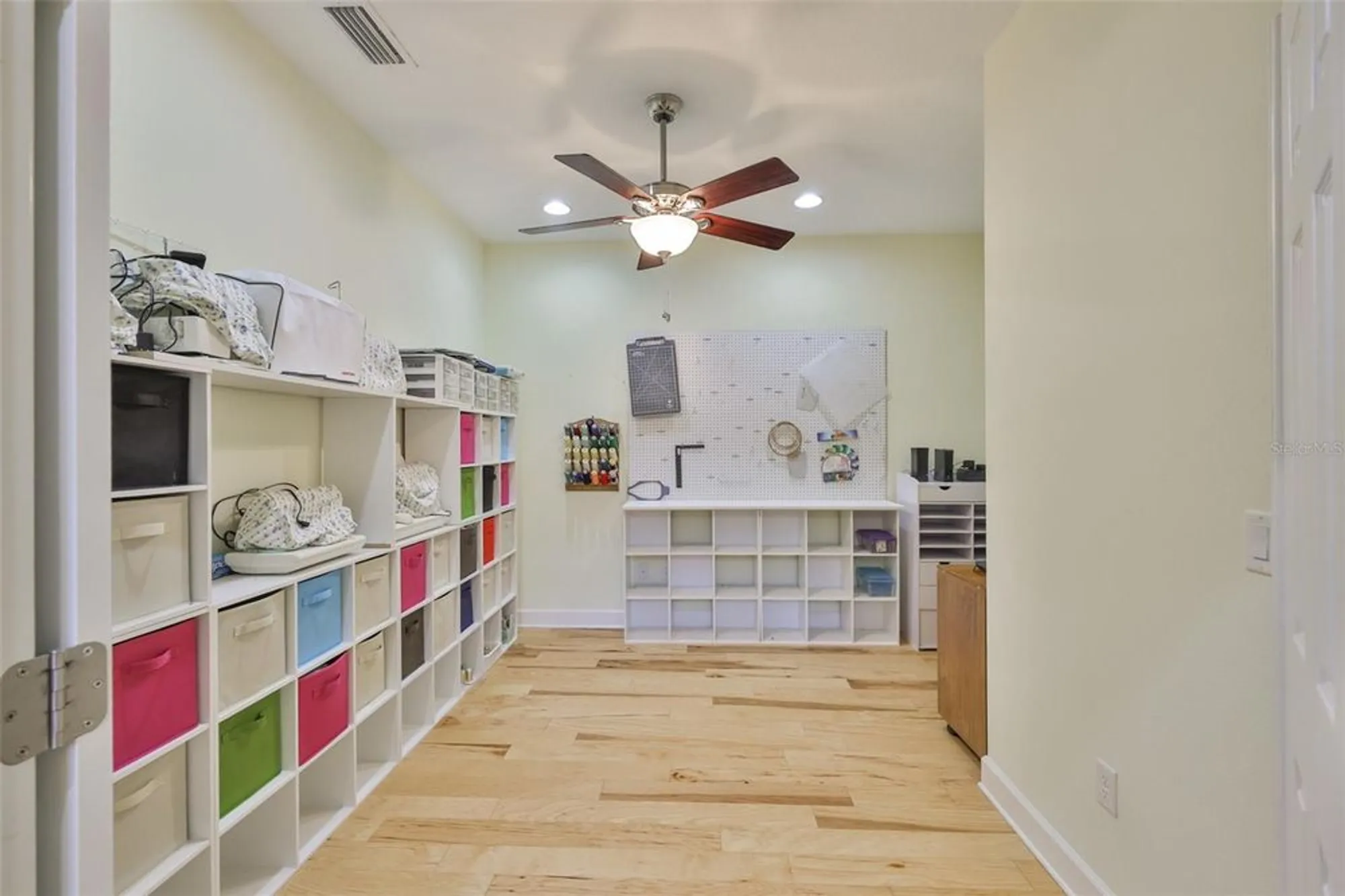 Property Slideshow image 32 of 77 | 2241 nottingham greens dr, Sun City Center, FL, 33573